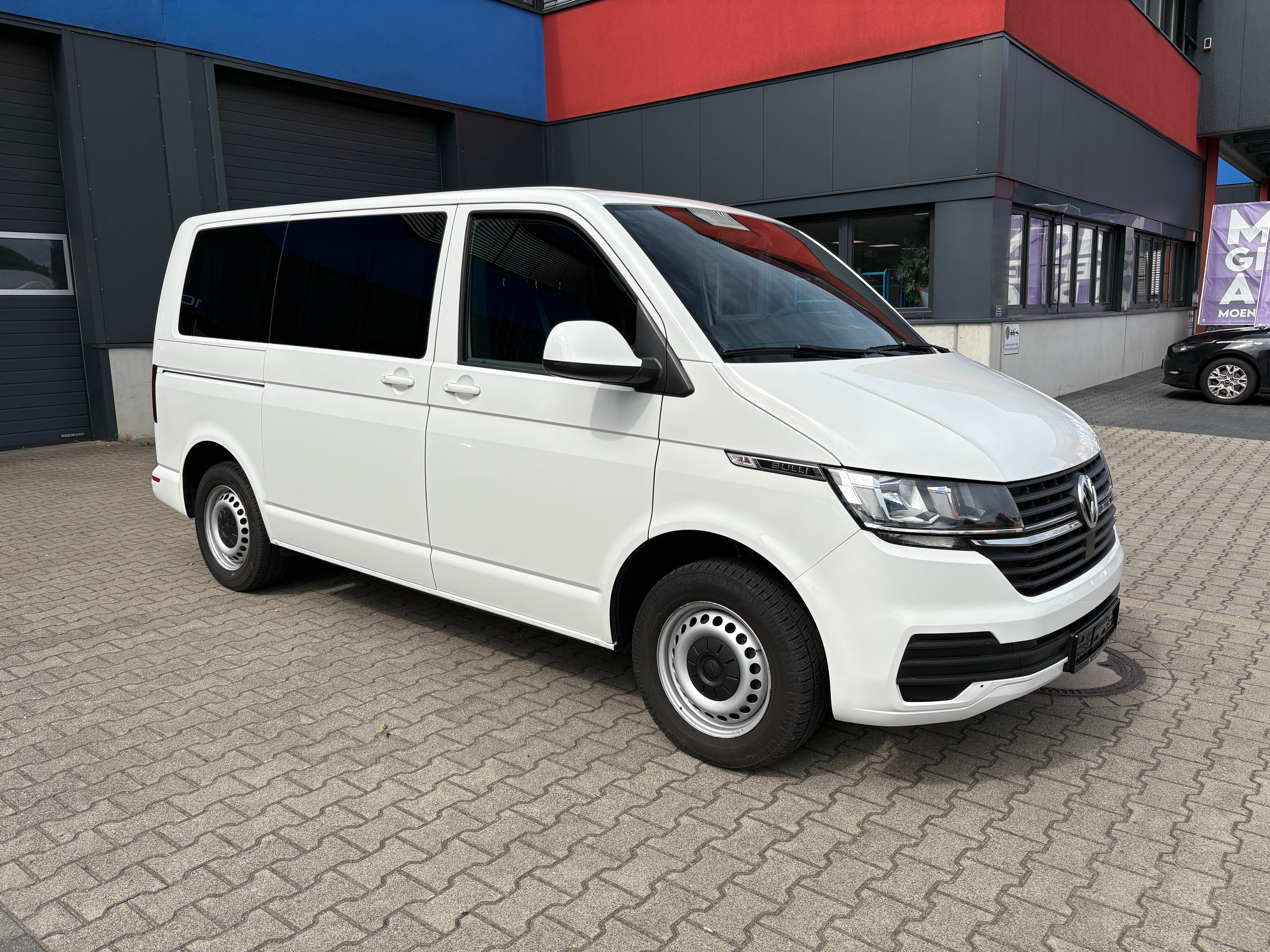 Volkswagen T6.1 Camper nur 59tkm 2.0 TDI 110PS Schaltgetriebe unfallfrei | Wohnmobil mit PDC, Rückfahrkamera | Campervan Umbau 5 Sitzer | VW
