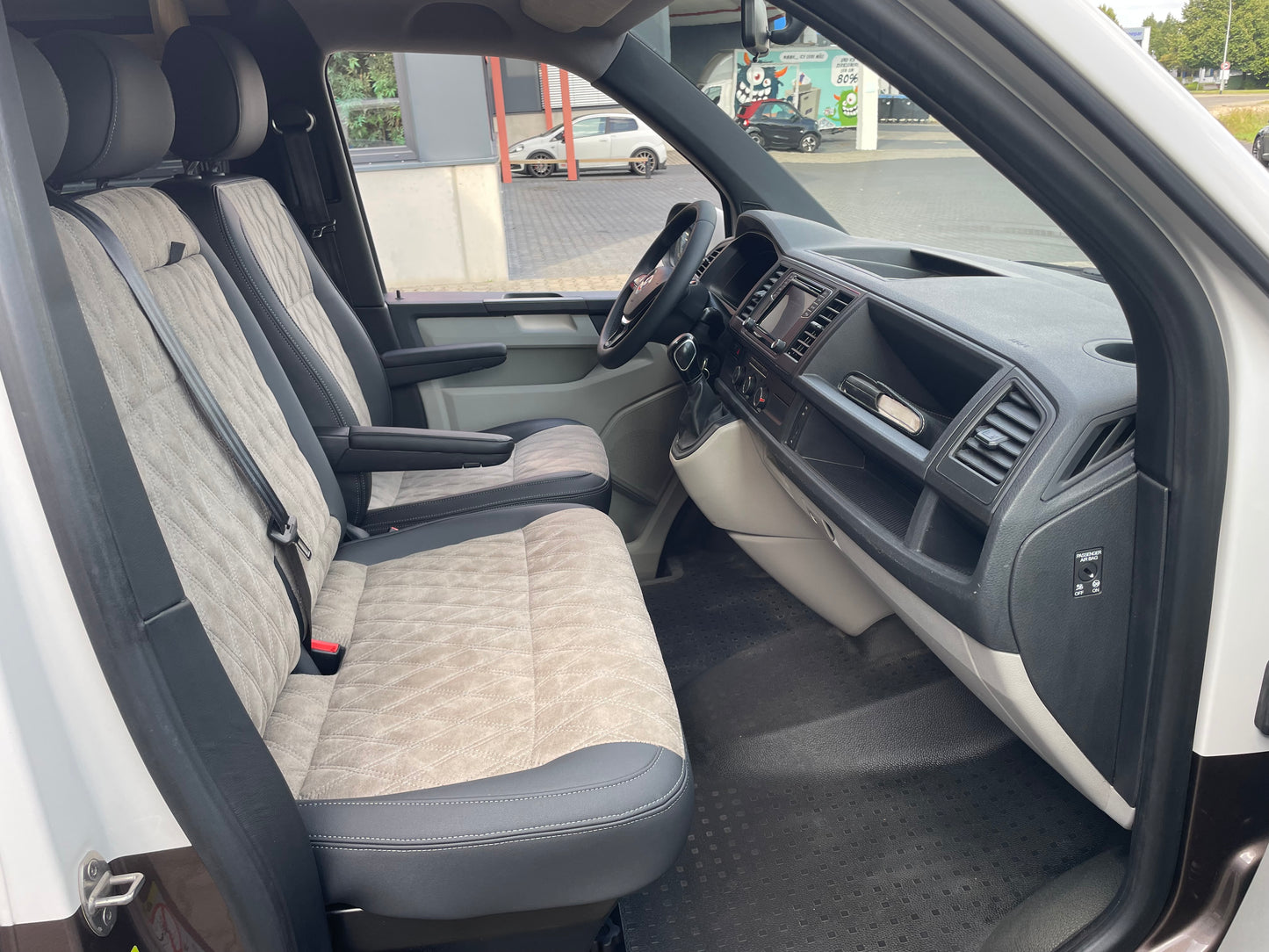 Volkswagen T6 Camper DSG 2.0 TDI 150PS unfallfrei | Wohnmobil mit Original VW Standheizung, PDC, Navi | Campervan Umbau 5 Sitzer