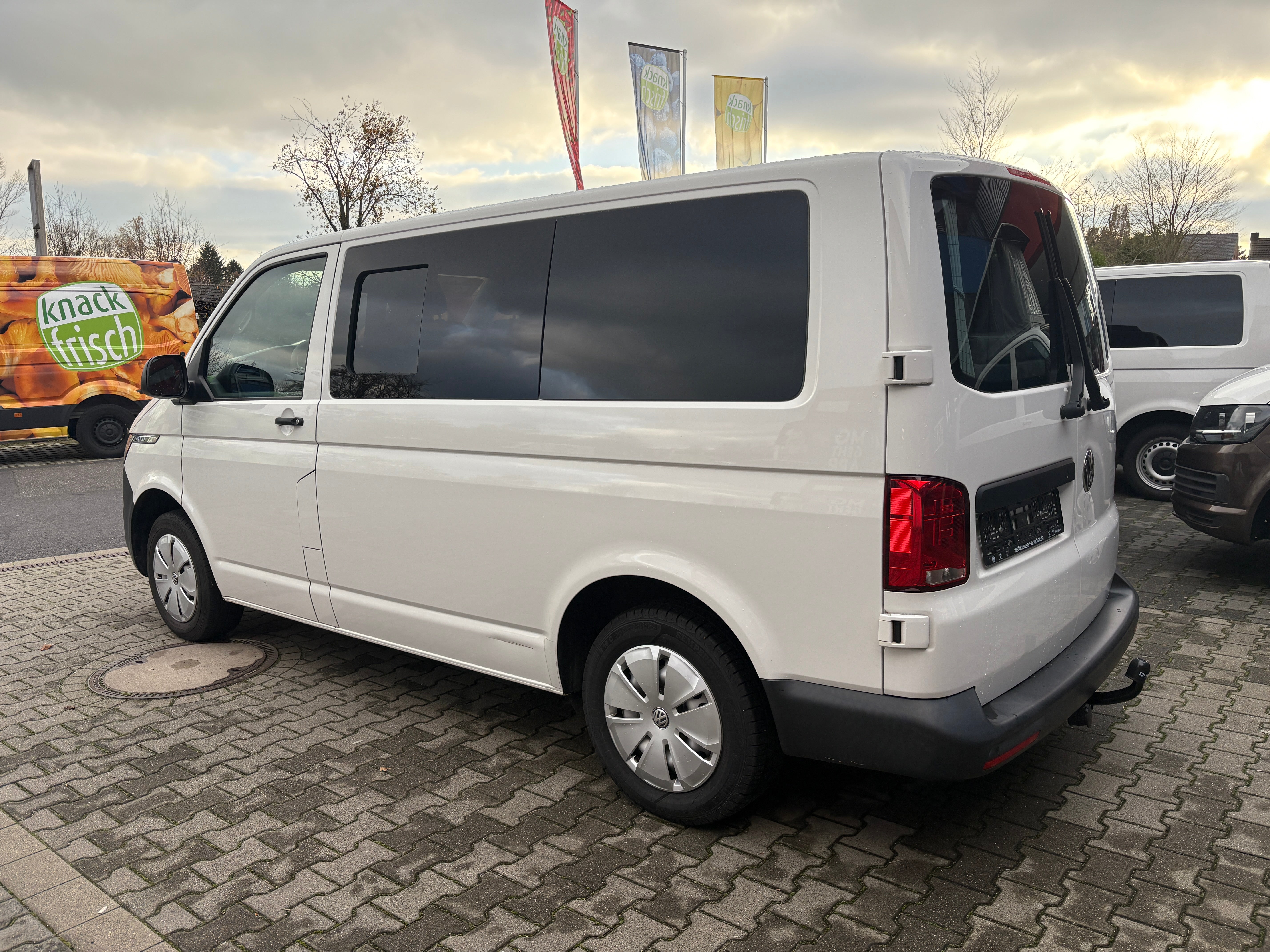 Volkswagen T6.1 Camper 2.0 TDI 150PS DSG Automatik unfallfrei | Wohnmobil mit Navi, PDC, Rückfahrkamera | Campervan Umbau 5 Sitzer | VW Bulli