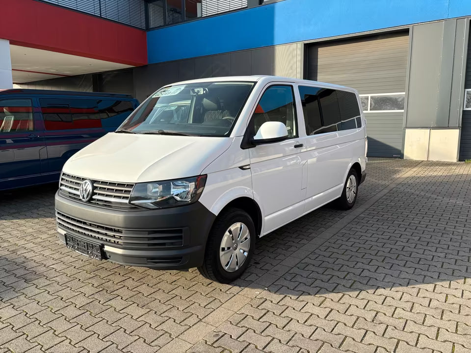 Volkswagen T6 Camper 2.0 TDI 114PS unfallfrei | Wohnmobil, PDC, Anhängerkupplung, Rückfahrkamera | Campervan Umbau 5 Sitzer VW