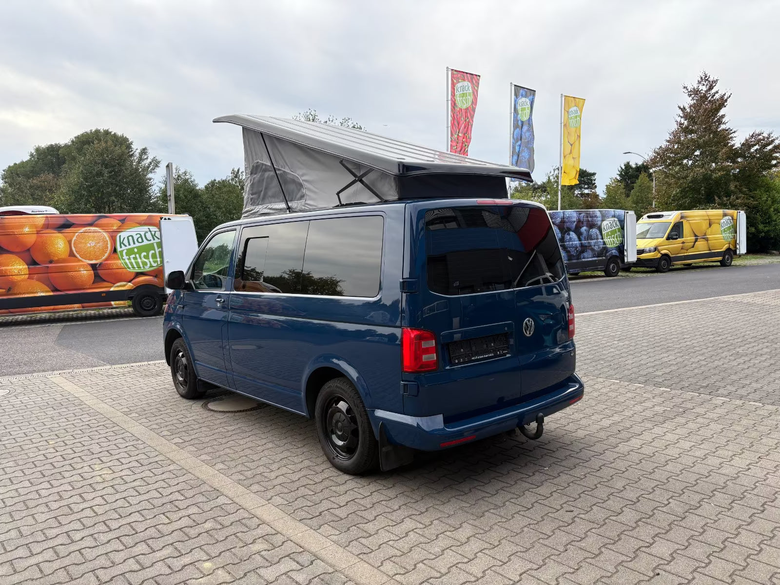 Volkswagen T6 Camper 2.0 TDI DSG Automatik 150PS unfallfrei | Wohnmobil mit Hubdach Schlafdach Standheizung, Rückfahrkamera mit PDC | Campervan Umbau 5 Sitzer | VW Bulli