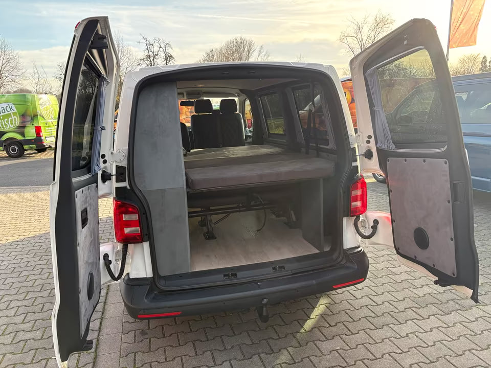 Volkswagen T6 Camper 2.0 TDI 114PS unfallfrei | Wohnmobil, PDC, Anhängerkupplung, Rückfahrkamera | Campervan Umbau 5 Sitzer VW