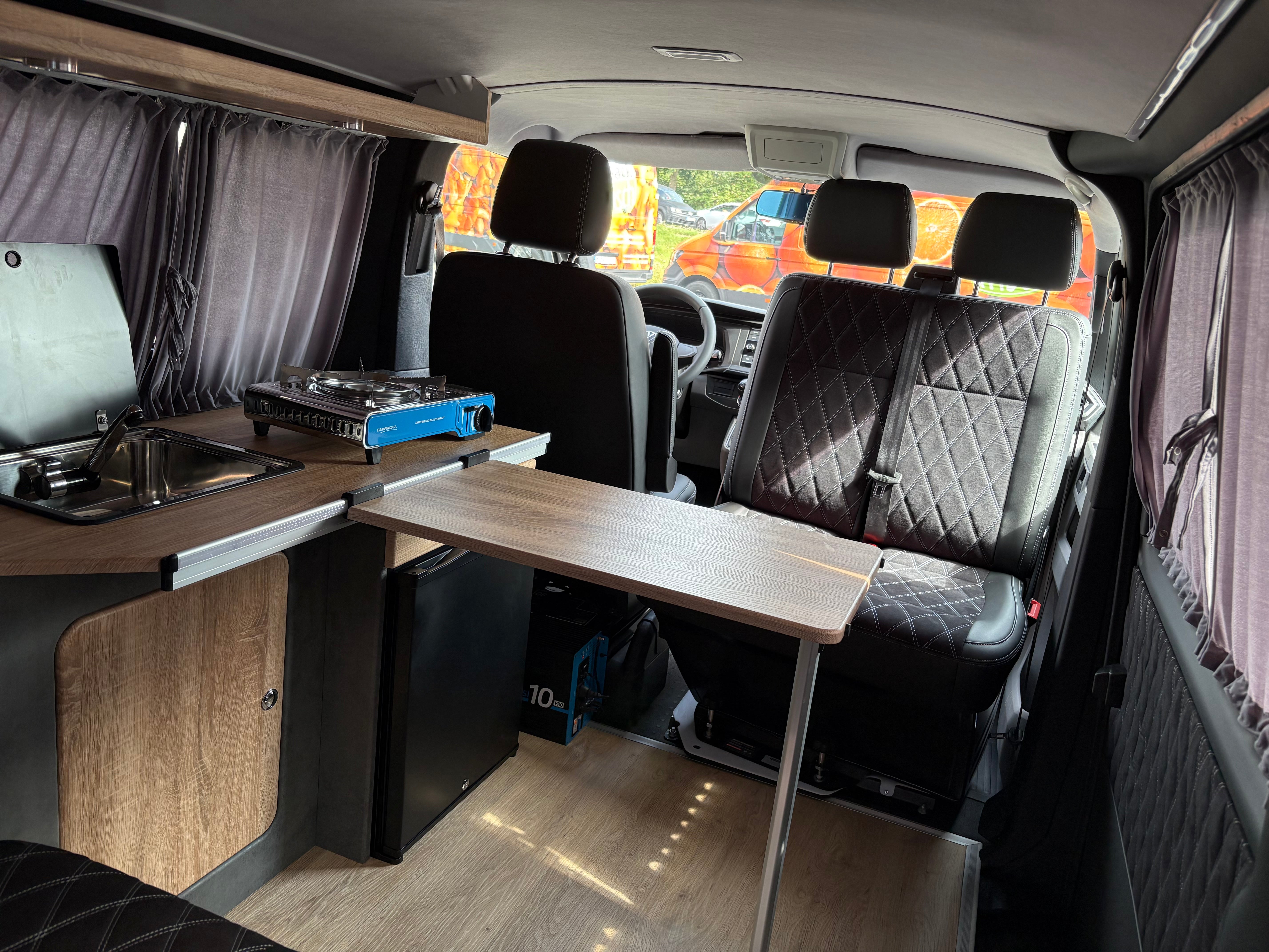 Volkswagen T6.1 Camper nur 59tkm 2.0 TDI 110PS Schaltgetriebe unfallfrei | Wohnmobil mit PDC, Rückfahrkamera | Campervan Umbau 5 Sitzer | VW