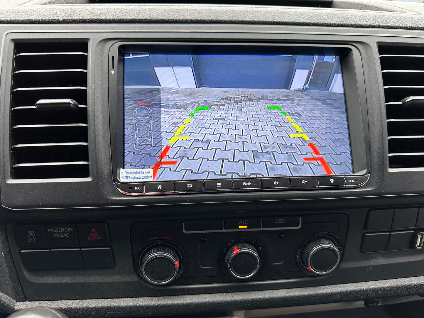 Volkswagen T6 Camper 2.0 TDI 102PS unfallfrei | Wohnmobil mit PDC, Navi, Rückfahrkamera | Campervan Umbau 4 Sitzer Leder
