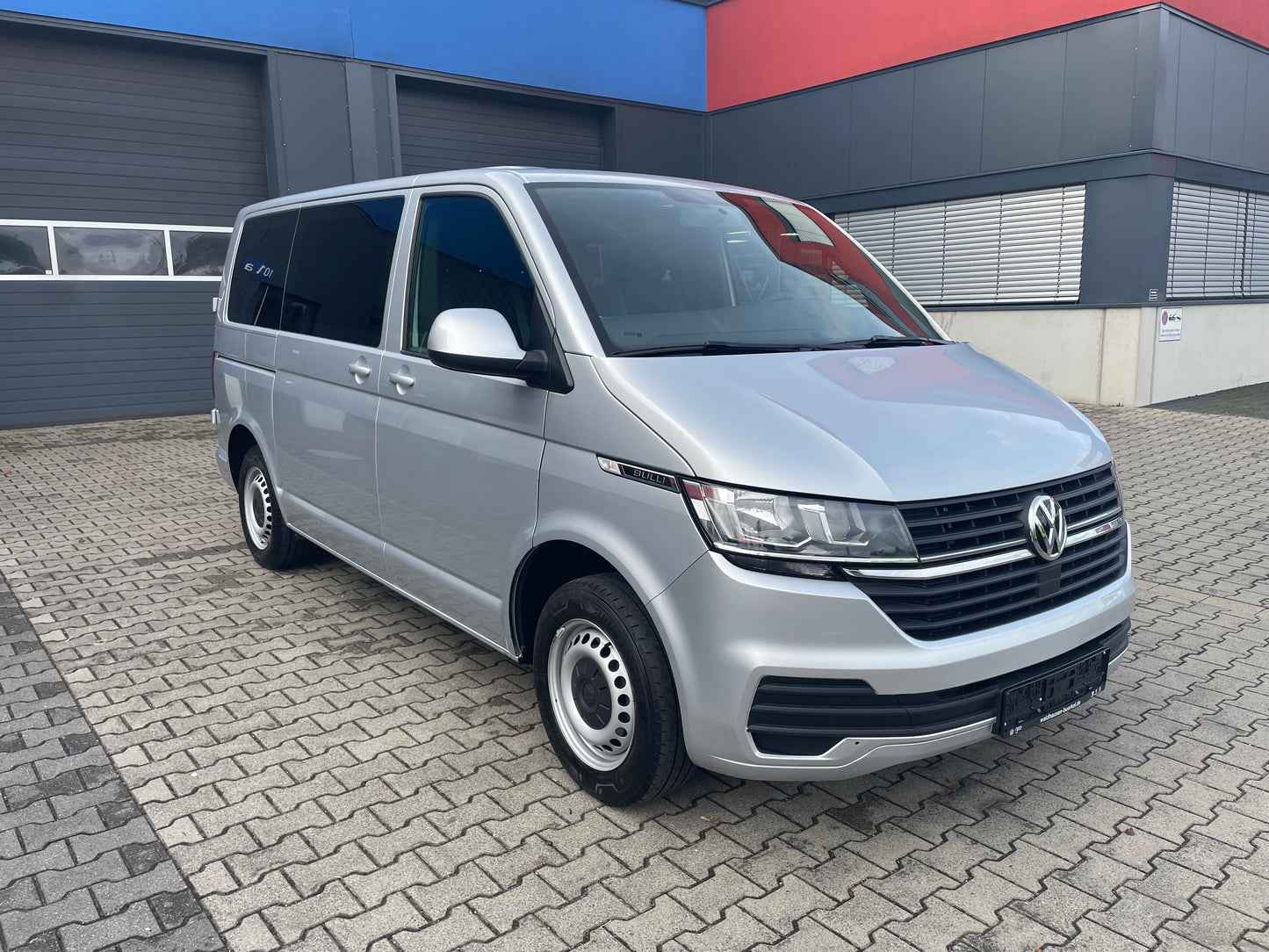 Volkswagen T6.1 Camper 2.0 TDI 110PS unfallfrei | Wohnmobil mit Navi, PDC, Rückfahrkamera | Campervan Umbau 5 Sitzer Leder