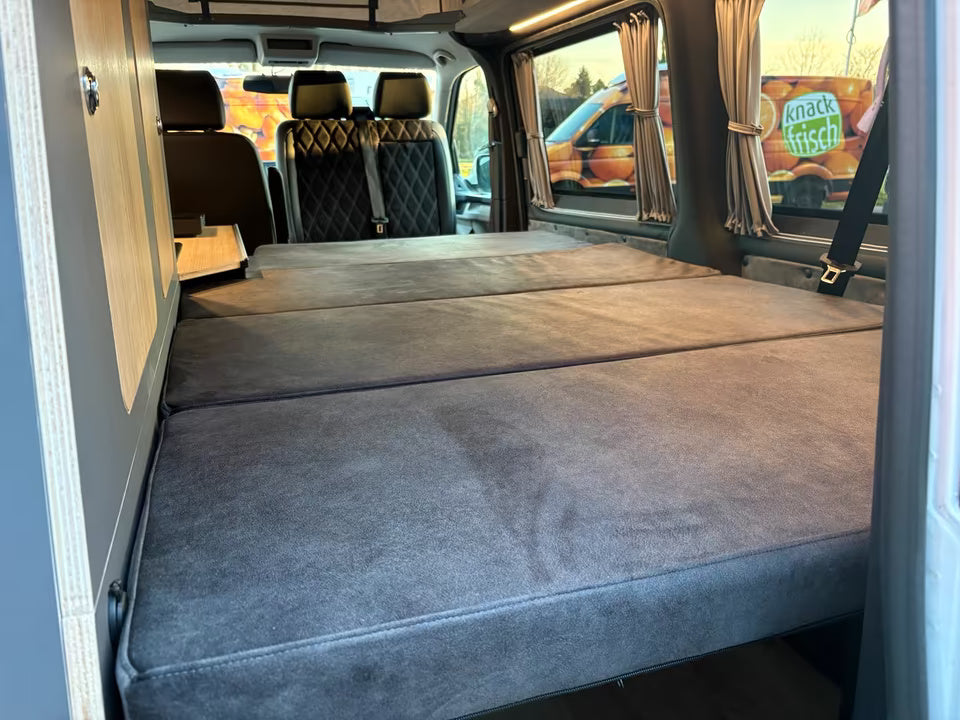 Volkswagen T6 Camper 2.0 TDI 114PS unfallfrei | Wohnmobil mit Hubdach Schlafdach, PDC, Anhängerkupplung, Rückfahrkamera | Campervan Umbau 5 Sitzer VW