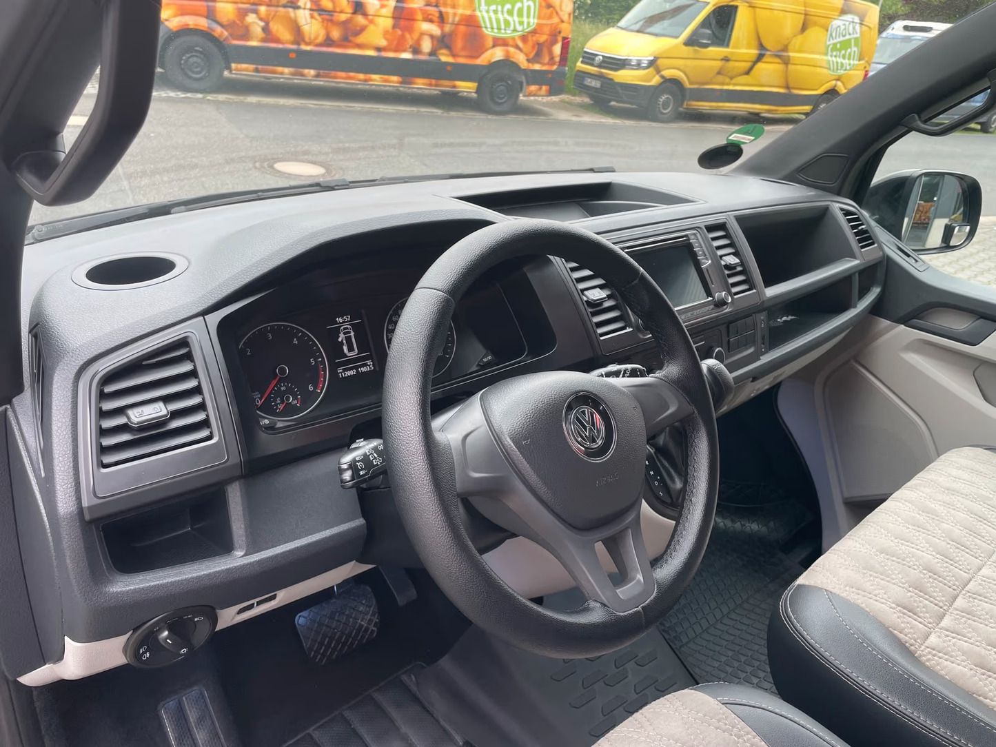 Volkswagen T6 Camper Lang DSG 2.0 TDI 204PS unfallfrei | Wohnmobil mit Original VW Standheizung, PDC, Navi, AHK | Campervan Umbau 5 Sitzer