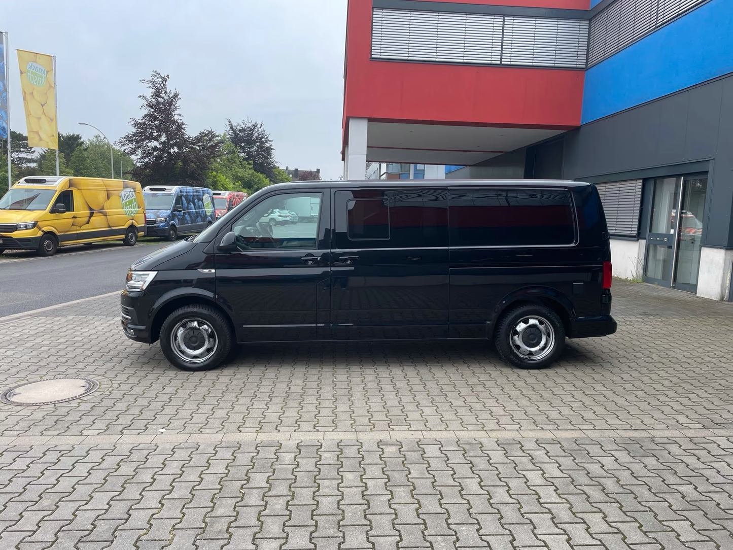 Volkswagen T6 Camper Lang DSG 2.0 TDI 204PS unfallfrei | Wohnmobil mit Original VW Standheizung, PDC, Navi, AHK | Campervan Umbau 5 Sitzer