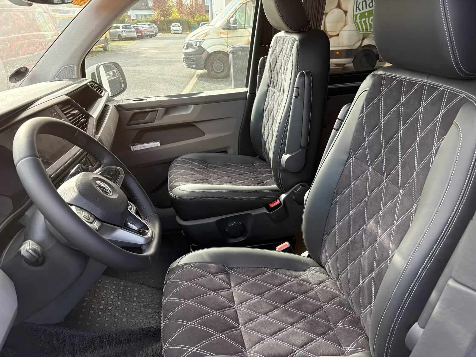 Volkswagen T6.1 Camper 2.0 TDI 150PS DSG Automatik unfallfrei | Wohnmobil mit Navi, PDC, Rückfahrkamera | Campervan Umbau 4 Sitzer | VW Bulli