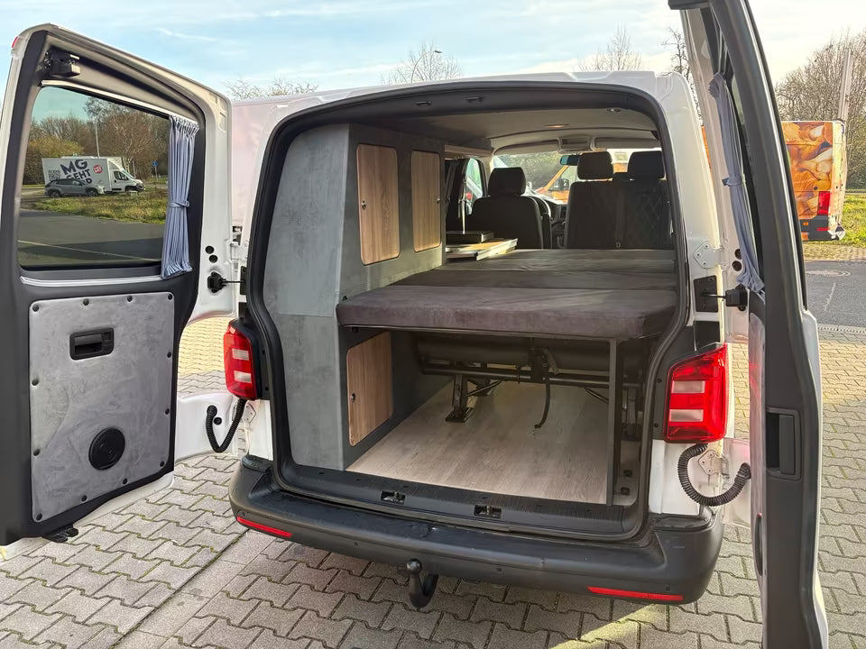 Volkswagen T6 Camper 2.0 TDI 114PS unfallfrei | Wohnmobil, PDC, Anhängerkupplung, Rückfahrkamera | Campervan Umbau 5 Sitzer VW