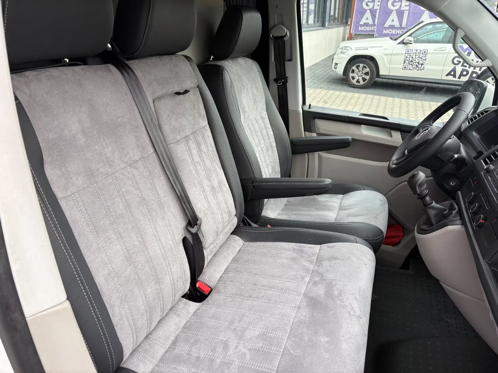 Volkswagen T6 Camper 2.0 TDI 150PS Schaltgetriebe unfallfrei | Wohnmobil mit Hubdach Schlafdach, Rückfahrkamera mit PDC | Campervan Umbau 5 Sitzer | VW Bulli
