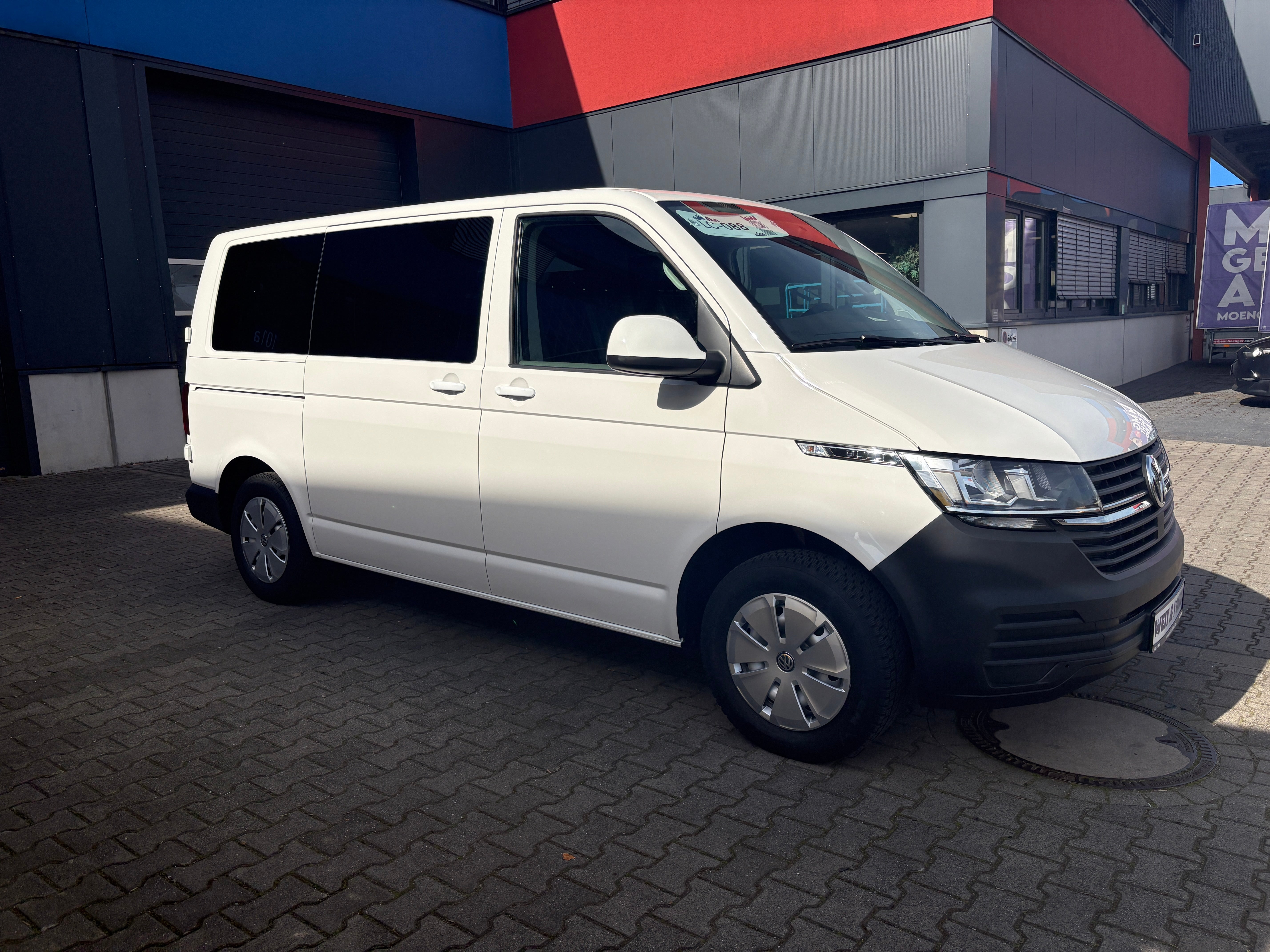 Volkswagen T6.1 Camper 2.0 TDI, 110 PS, Weiß | VW Bulli Wohmobil Campervan | KM-Stand: 143.000 km, EZ: 10.2020, Foto 5 | Weit & Wald Mönchengladbach