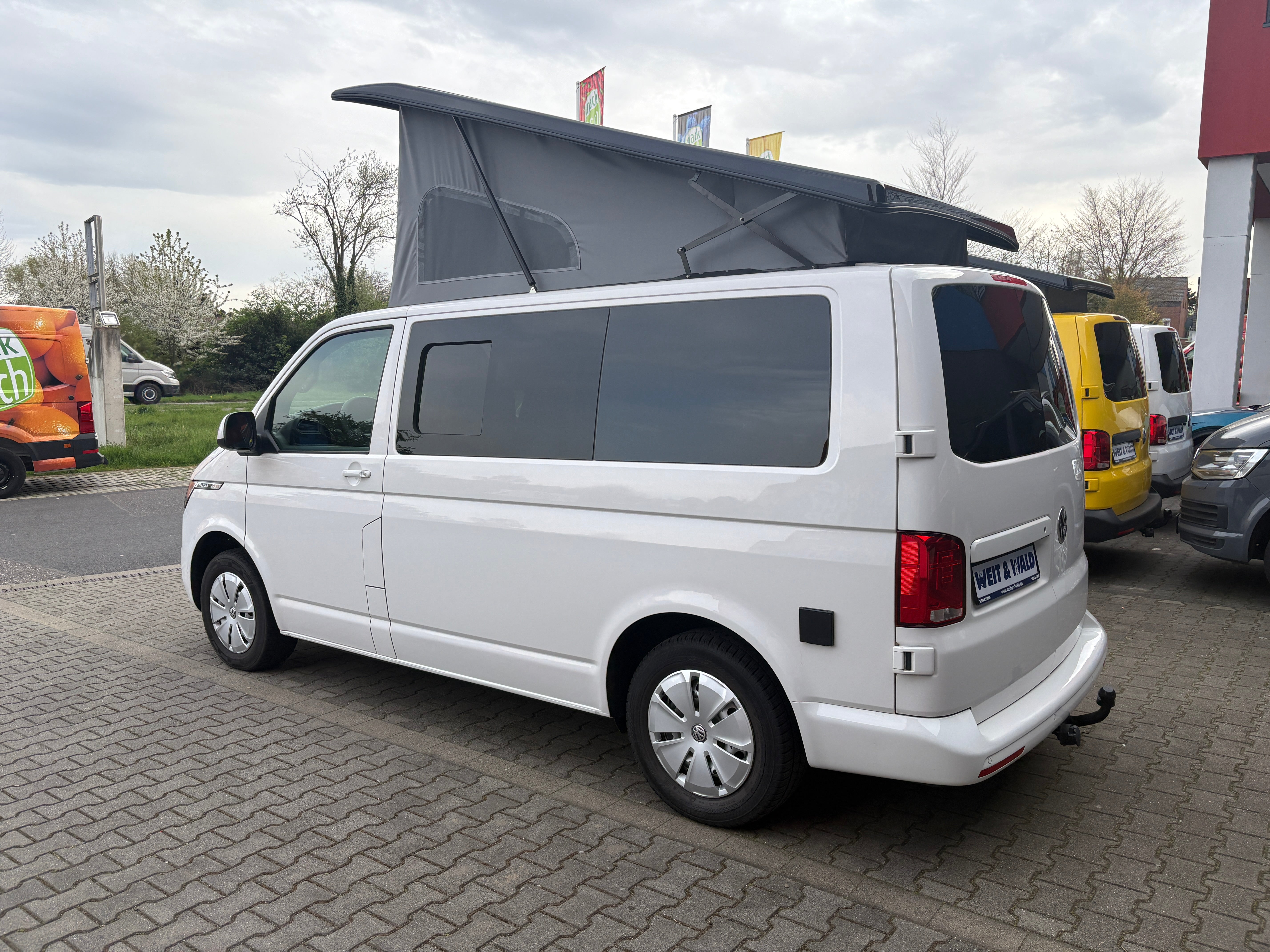 Volkswagen T6.1 Camper mit Schlafdach 2.0 TDI, 110 PS, Weiß | VW Bulli Wohmobil Campervan | KM-Stand: 80.000 km, EZ: 05.2021, Foto 8 | Weit & Wald Mönchengladbach