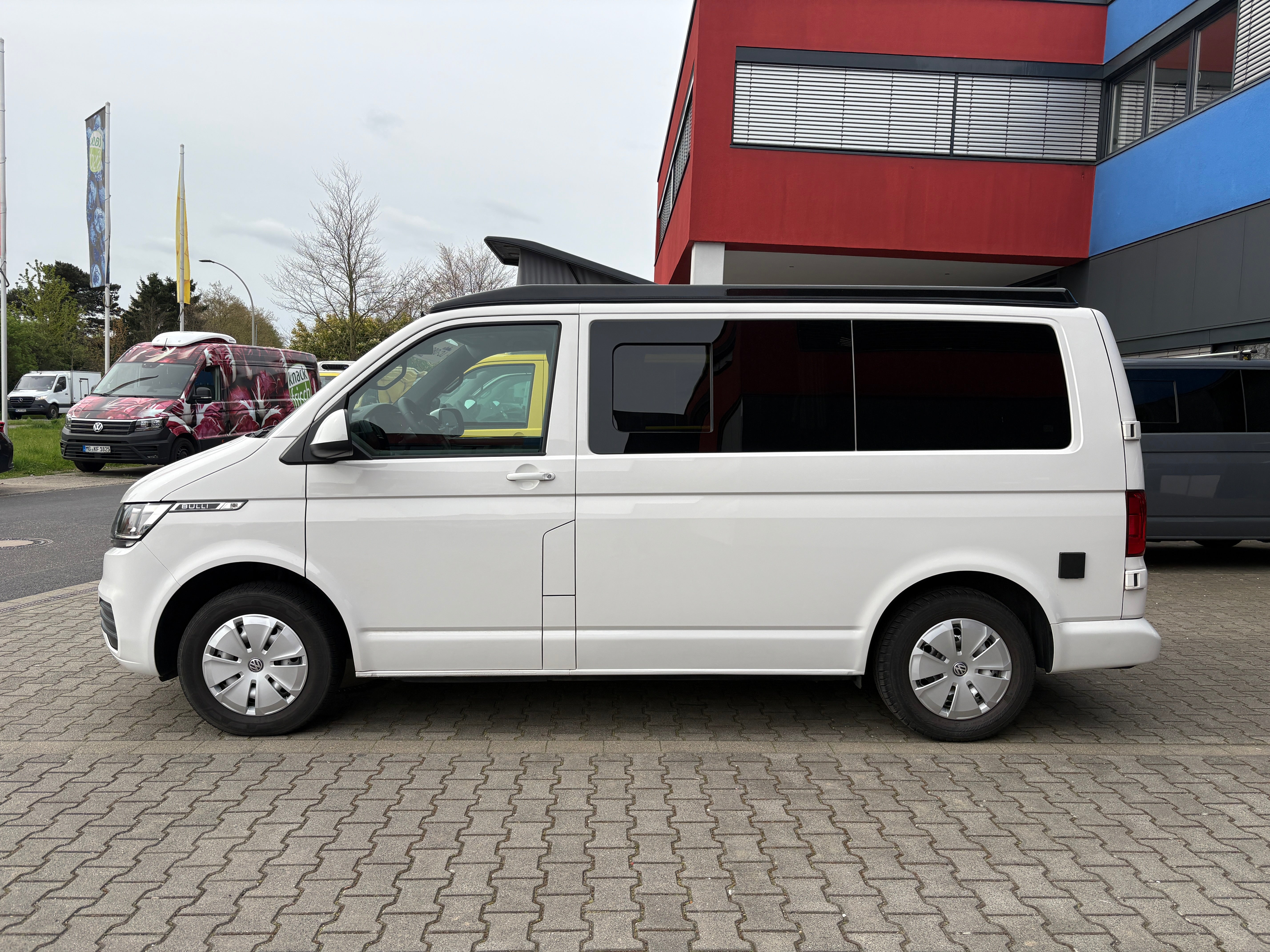 Volkswagen T6.1 Camper mit Schlafdach 2.0 TDI, 110 PS, Weiß | VW Bulli Wohmobil Campervan | KM-Stand: 80.000 km, EZ: 05.2021, Foto 30 | Weit & Wald Mönchengladbach
