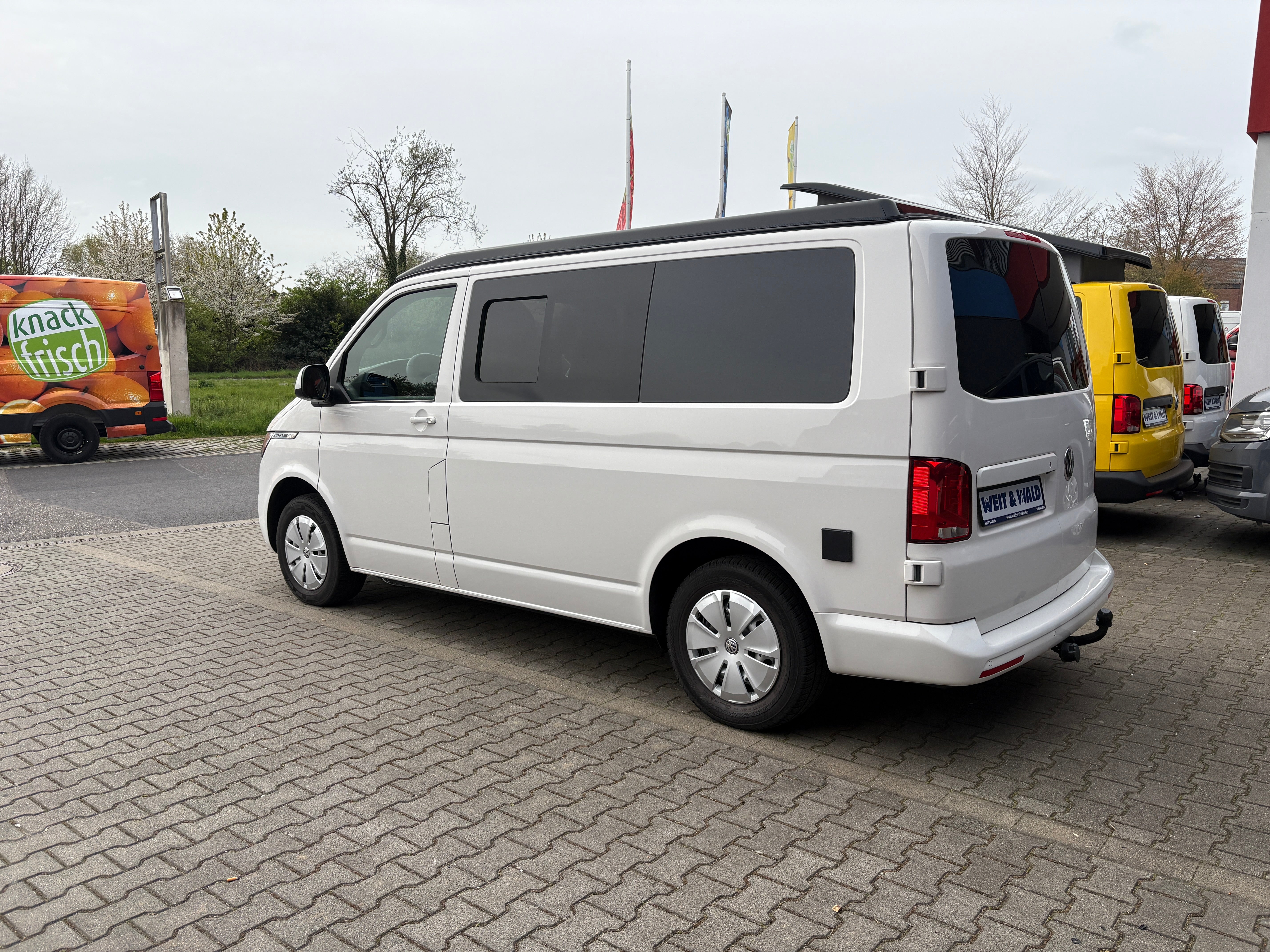 Volkswagen T6.1 Camper mit Schlafdach 2.0 TDI, 110 PS, Weiß | VW Bulli Wohmobil Campervan | KM-Stand: 80.000 km, EZ: 05.2021, Foto 31 | Weit & Wald Mönchengladbach