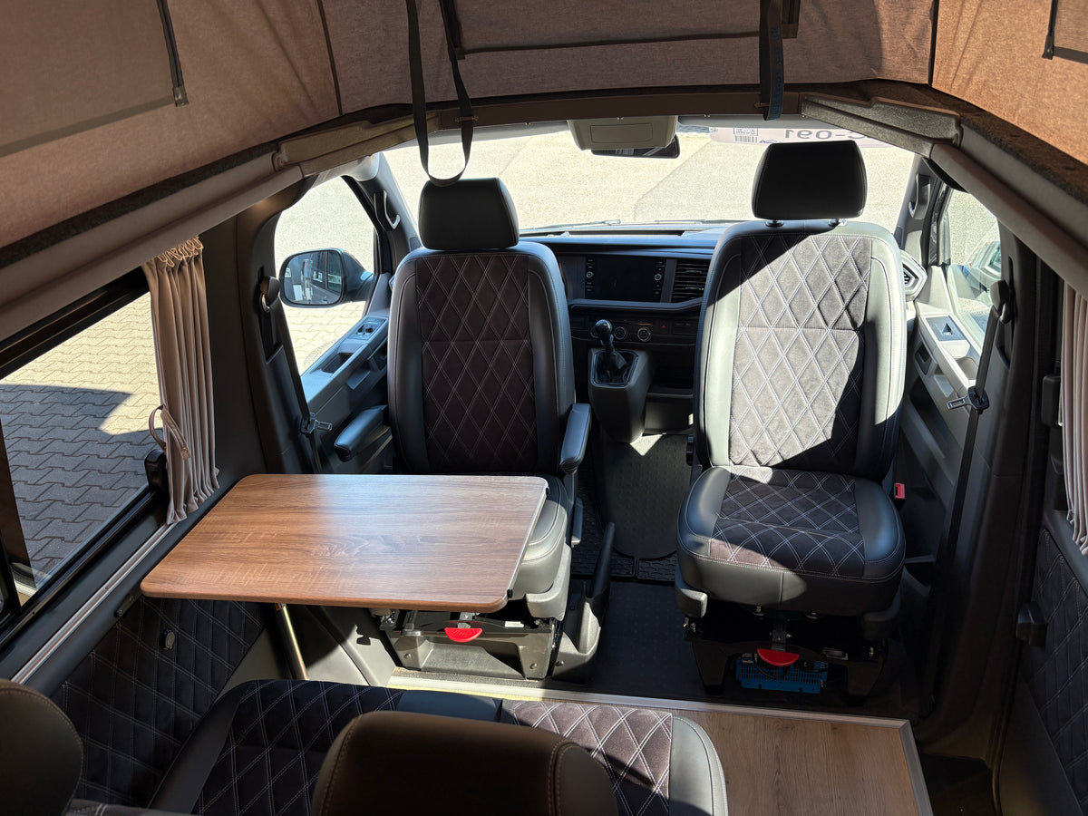 Volkswagen T6.1 Camper mit Aufstelldach & integriertem WC mit Kassettentoilette, 2.0 TDI, 150 PS / 110KW, Schalter - 6 Gang | VW Bulli Wohnmobil Campervan Kastenwagen