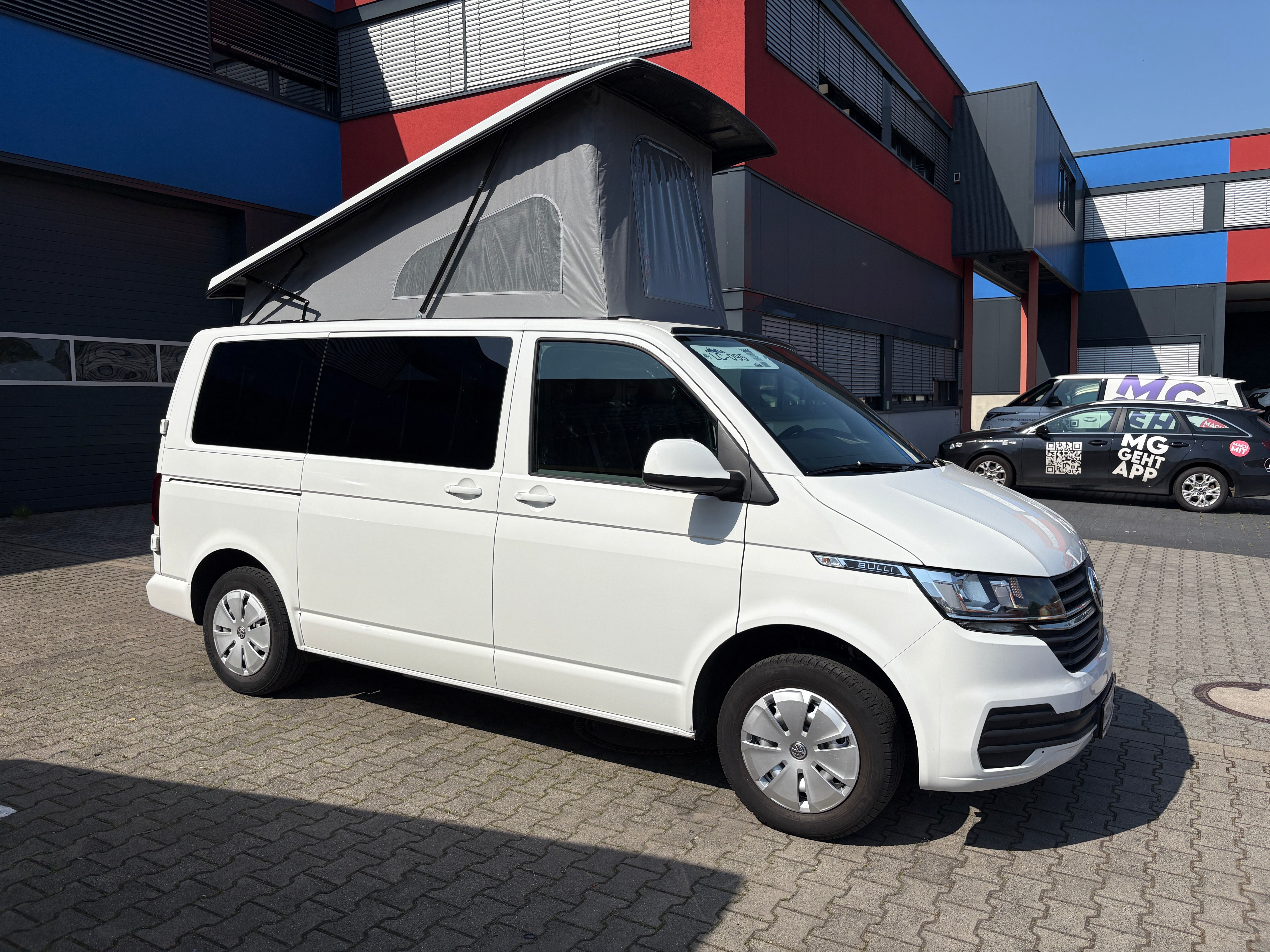 Volkswagen T6.1 Camper mit Aufstelldach, 2.0 TDI, 150 PS / 110KW, Schalter - 6 Gang | VW Bulli Wohnmobil Campervan Kastenwagen
