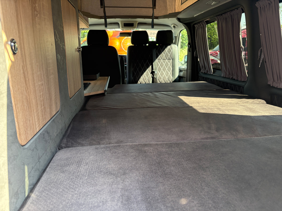 Volkswagen T6.1 Camper mit Aufstelldach, 2.0 TDI, 150 PS / 110KW, Schalter - 6 Gang | VW Bulli Wohnmobil Campervan Kastenwagen