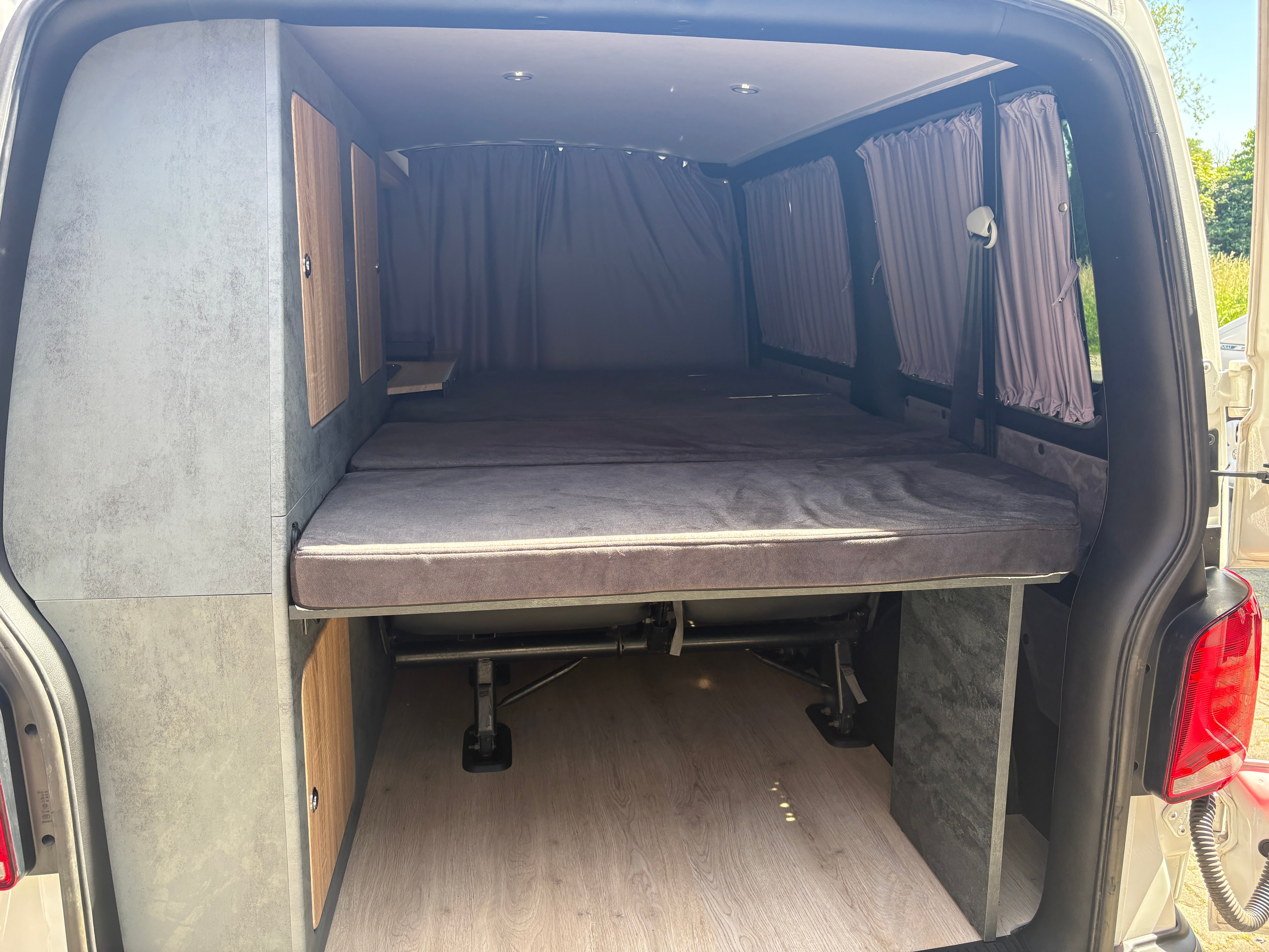 Volkswagen T6.1 Camper, 2.0 TDI, 110 PS / 81KW | VW Bulli Wohnmobil Campervan Kastenwagen
