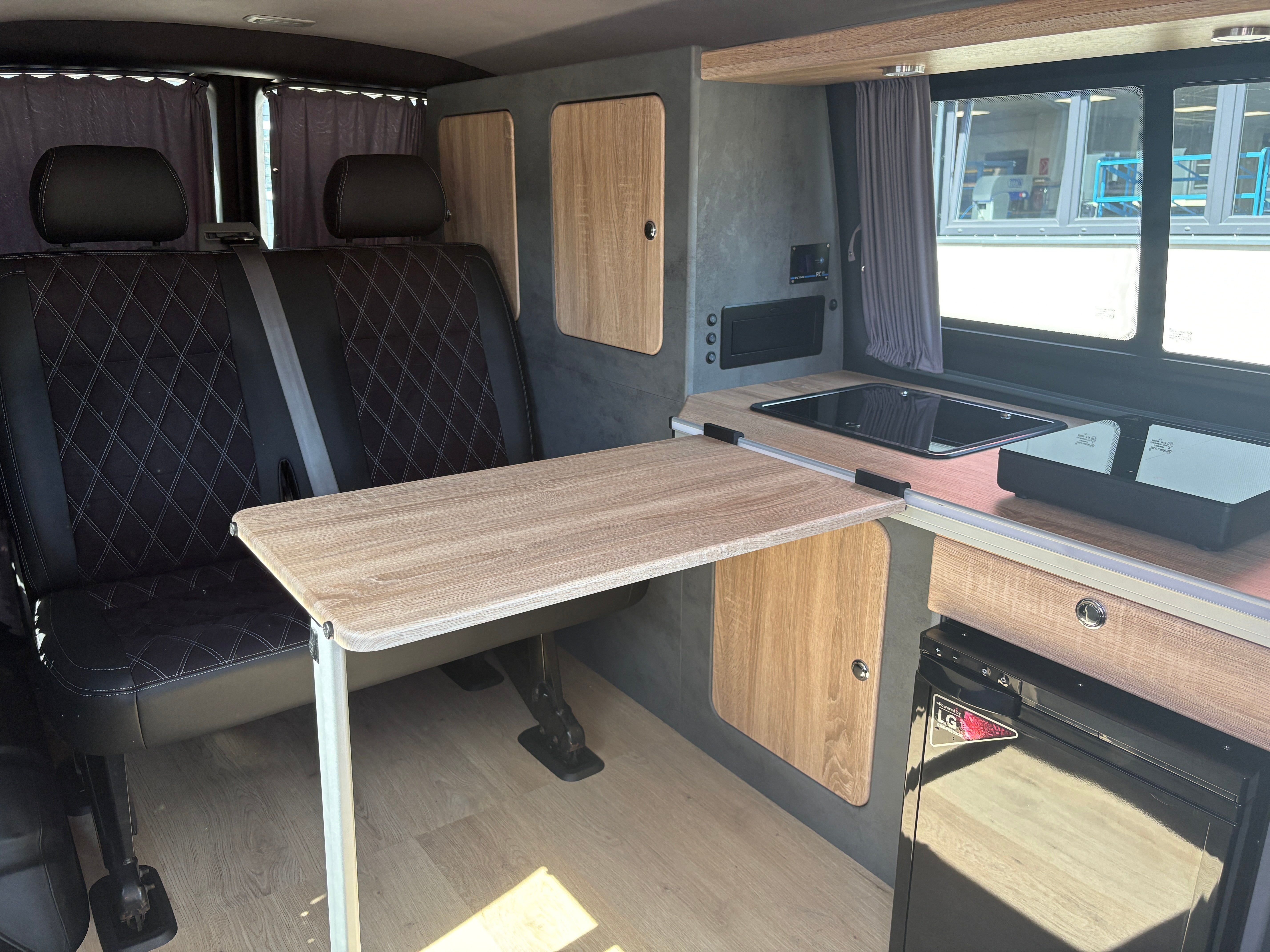 Volkswagen T6.1 Camper, 2.0 TDI, 110 PS / 81KW | VW Bulli Wohnmobil Campervan Kastenwagen