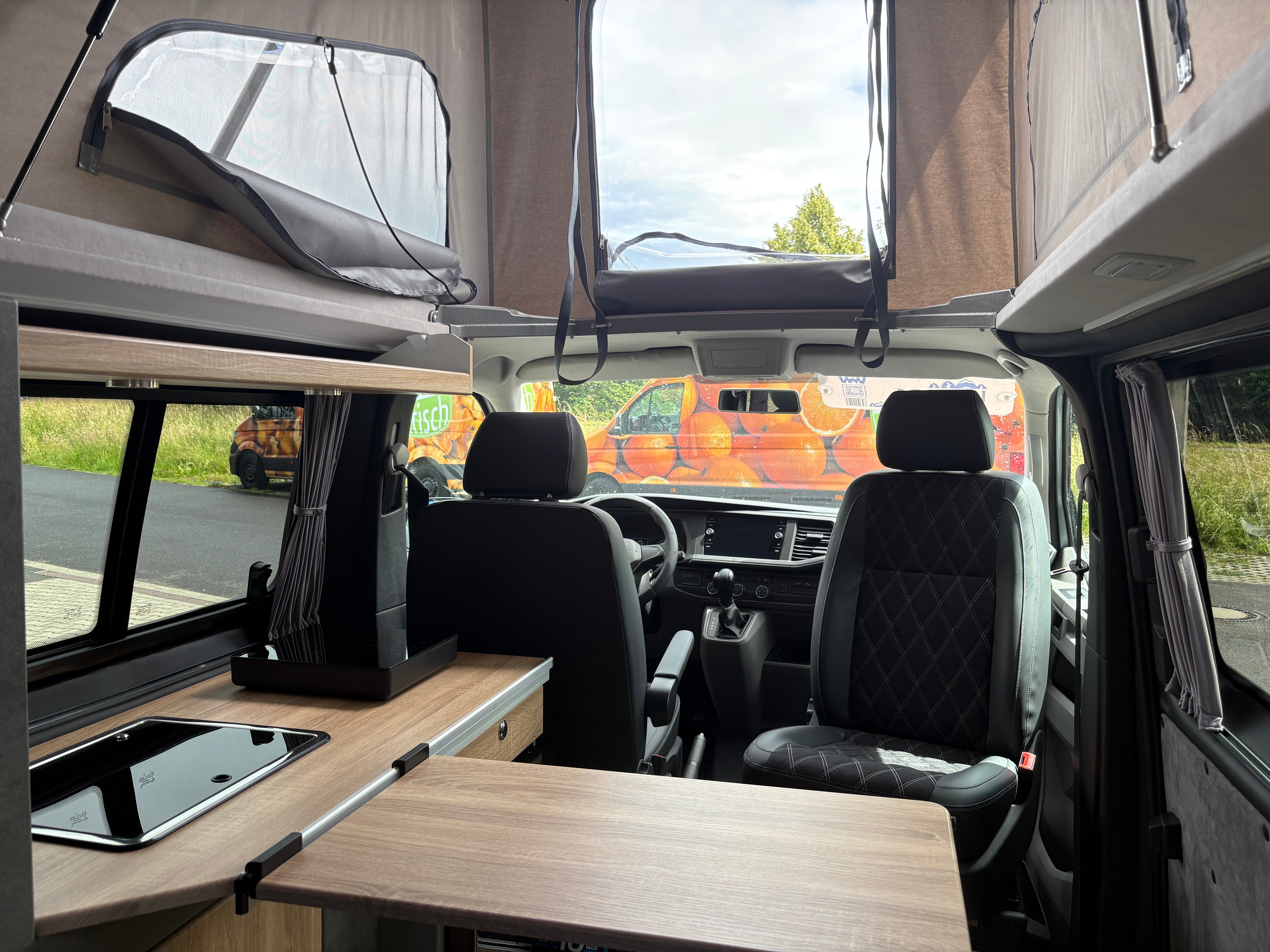 Volkswagen T6.1 Camper mit Aufstelldach, 2.0 TDI, 150 PS / 110KW, DSG | VW Bulli Wohnmobil Campervan Kastenwagen