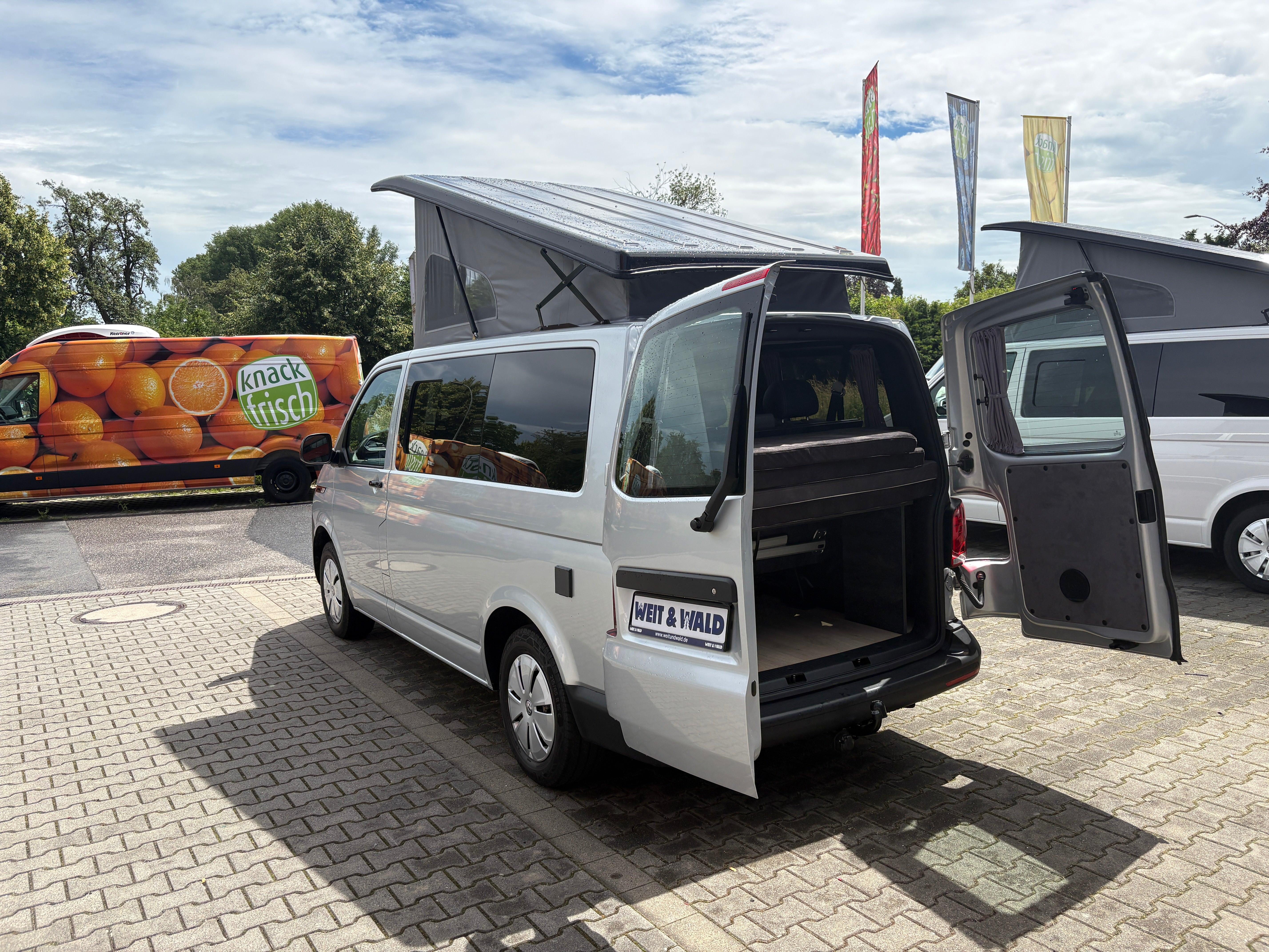 Volkswagen T6.1 Camper mit Aufstelldach, 2.0 TDI, 150 PS / 110KW, DSG | VW Bulli Wohnmobil Campervan Kastenwagen
