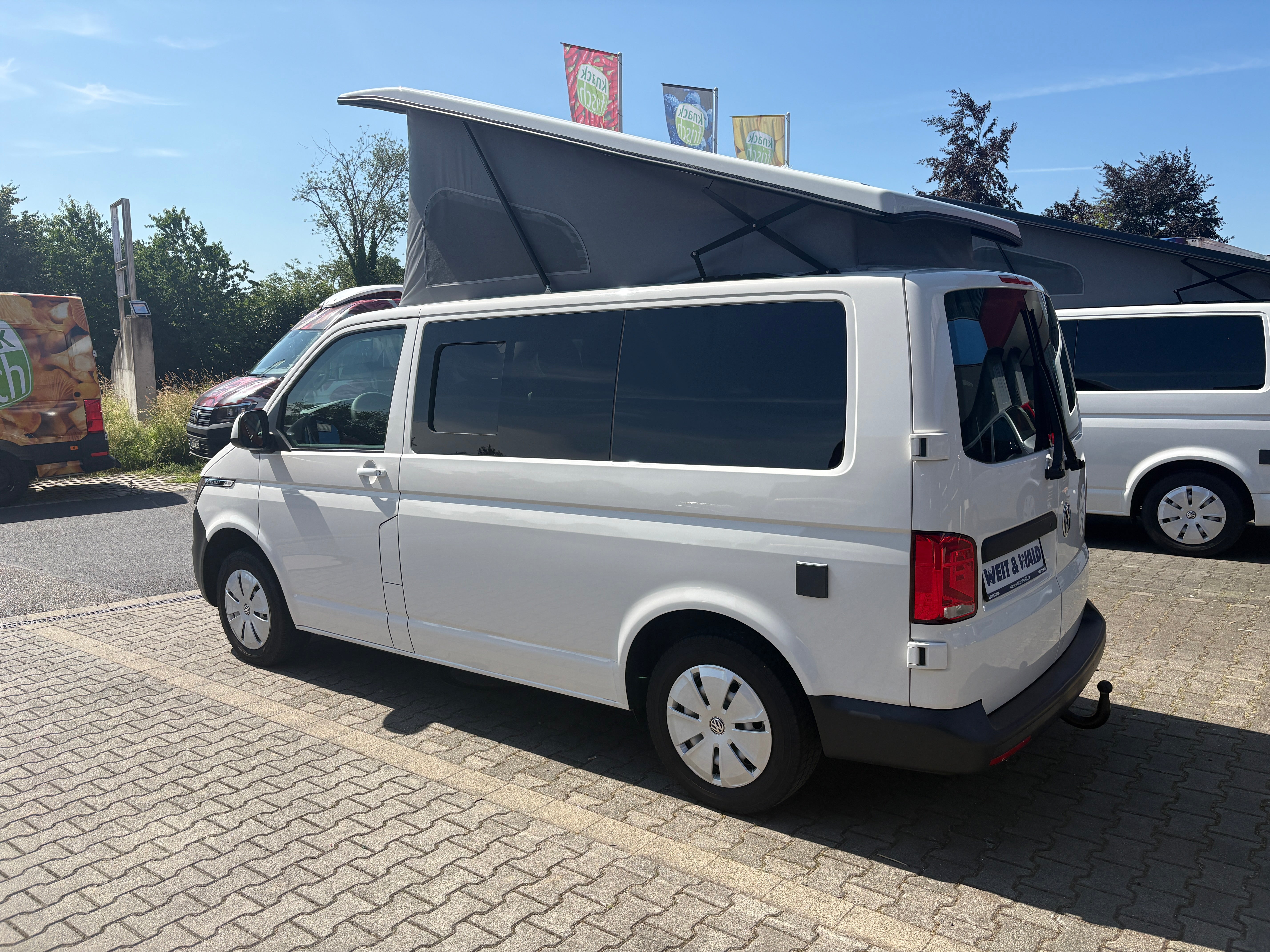 Volkswagen T6.1 Camper mit Aufstelldach, 2.0 TDI, 110 PS / 81KW | VW Bulli Wohnmobil Campervan Kastenwagen