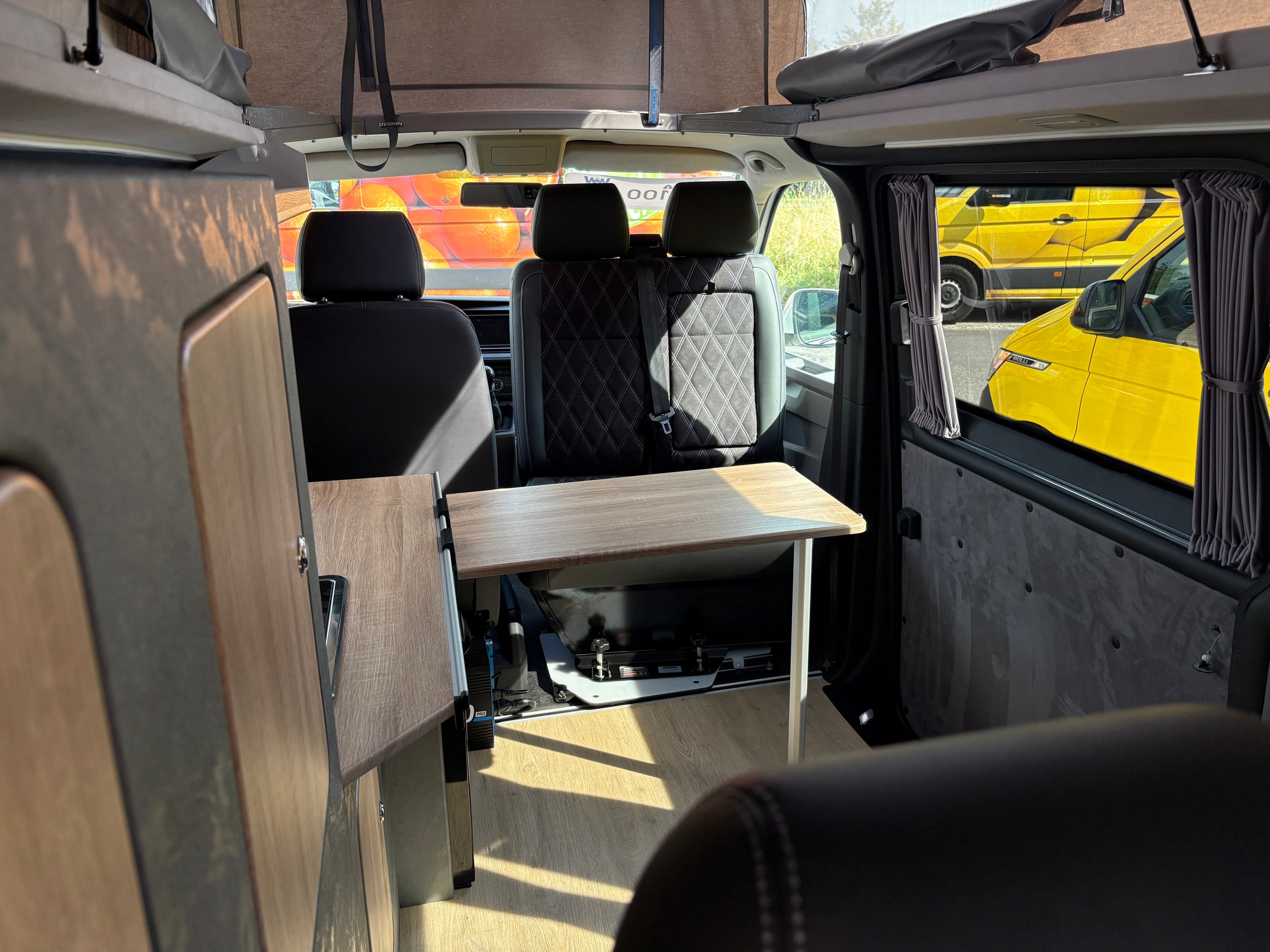Volkswagen T6.1 Camper mit Aufstelldach, 2.0 TDI, 110 PS / 81KW | VW Bulli Wohnmobil Campervan Kastenwagen
