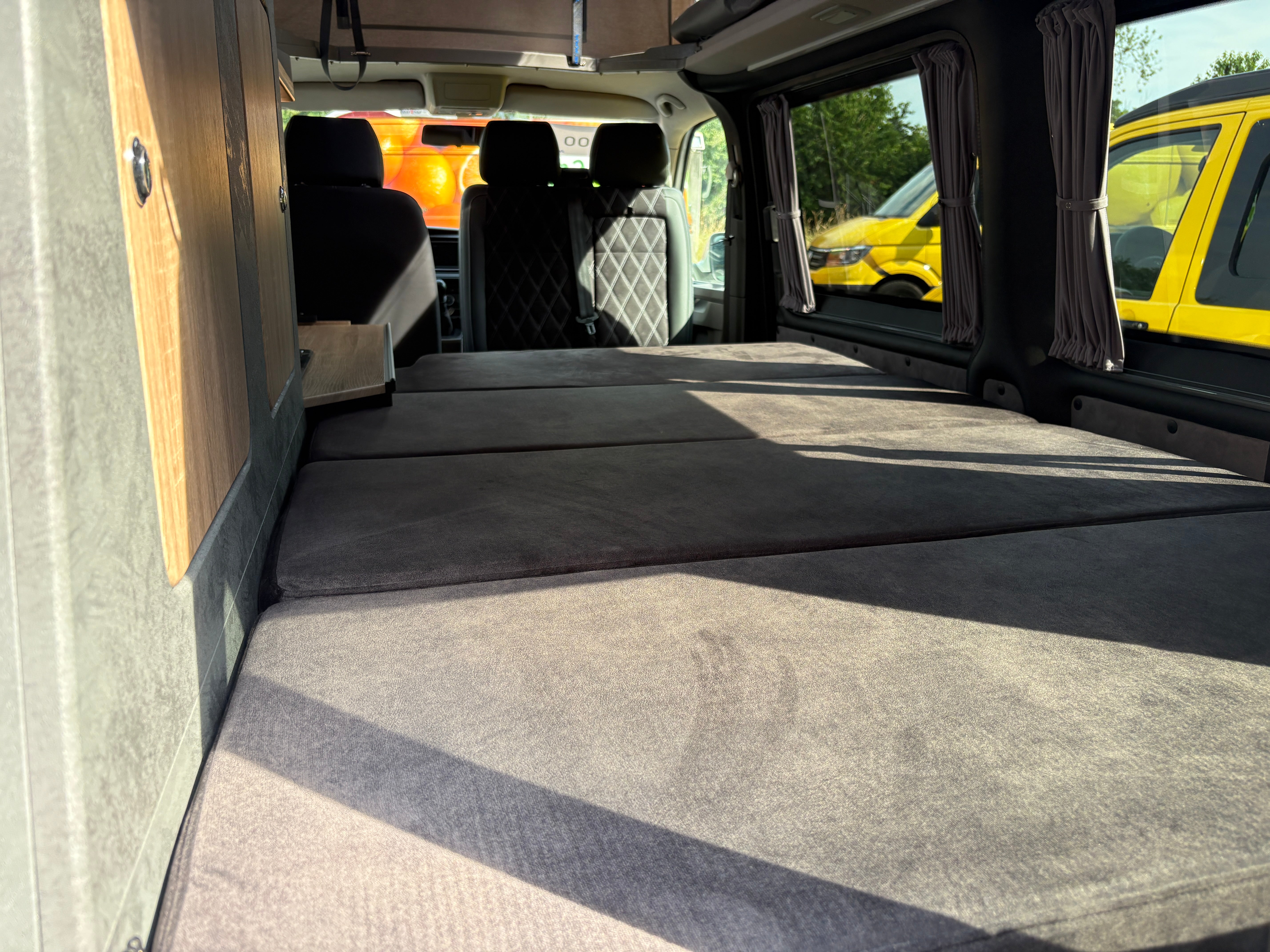 Volkswagen T6.1 Camper mit Aufstelldach, 2.0 TDI, 110 PS / 81KW | VW Bulli Wohnmobil Campervan Kastenwagen