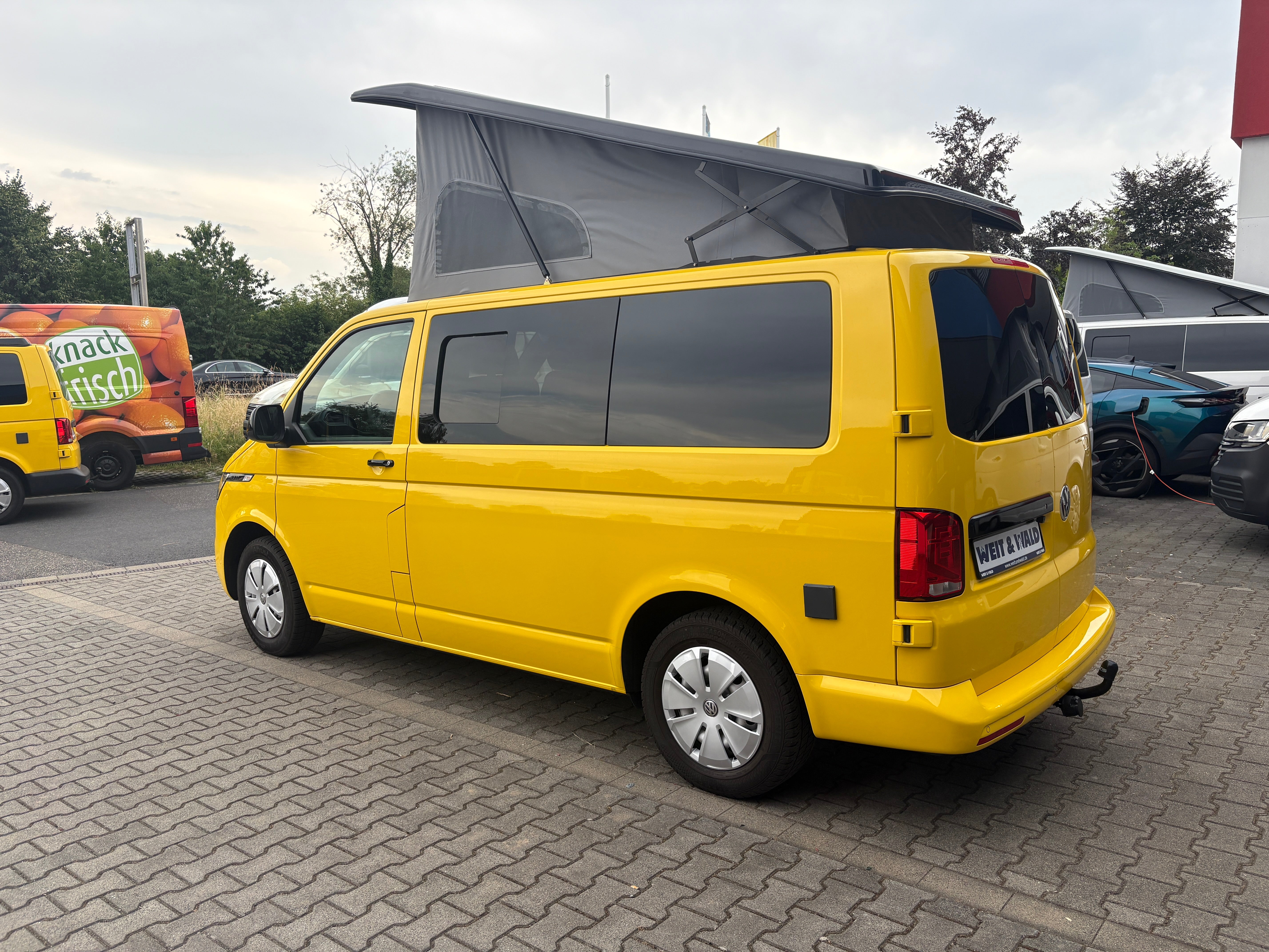 Volkswagen T6.1 Camper mit Aufstelldach, 2.0 TDI, 150 PS / 110KW, 156.000 km DSG | VW Bulli Wohnmobil Campervan Kastenwagen