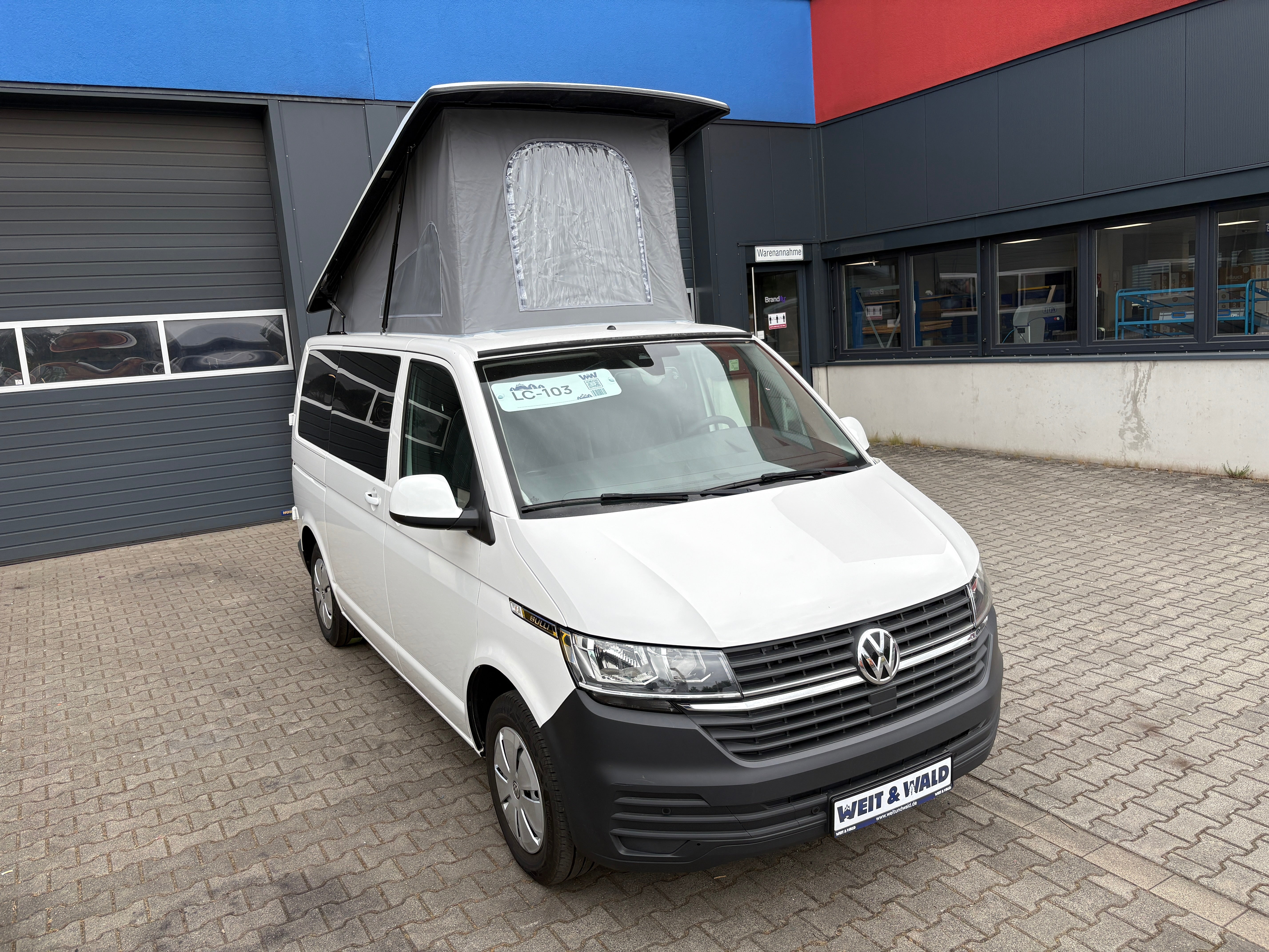 Volkswagen T6.1 Camper mit Aufstelldach, 2.0 TDI, 110 PS / 81KW | VW Bulli Wohnmobil Campervan Kastenwagen
