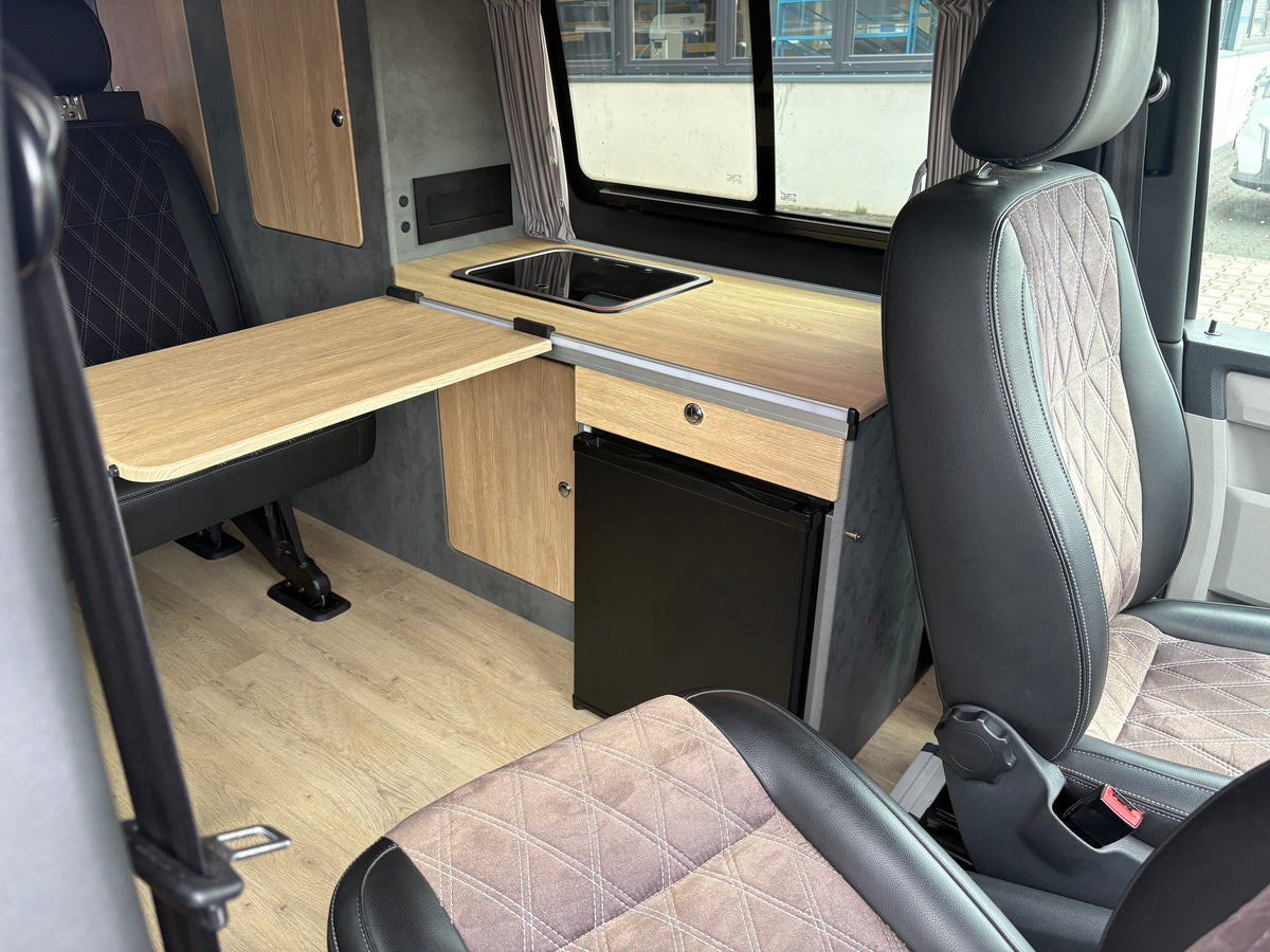 Volkswagen T6 Camper mit Aufstelldach, 2.0 TDI, 150 PS / 110KW, DSG | VW Bulli Wohnmobil Campervan Kastenwagen