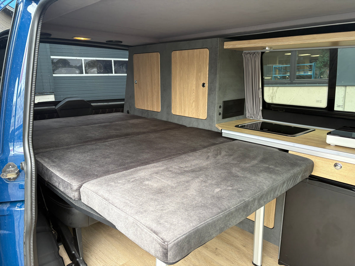 Volkswagen T6 Camper mit Aufstelldach, 2.0 TDI, 150 PS / 110KW, DSG | VW Bulli Wohnmobil Campervan Kastenwagen
