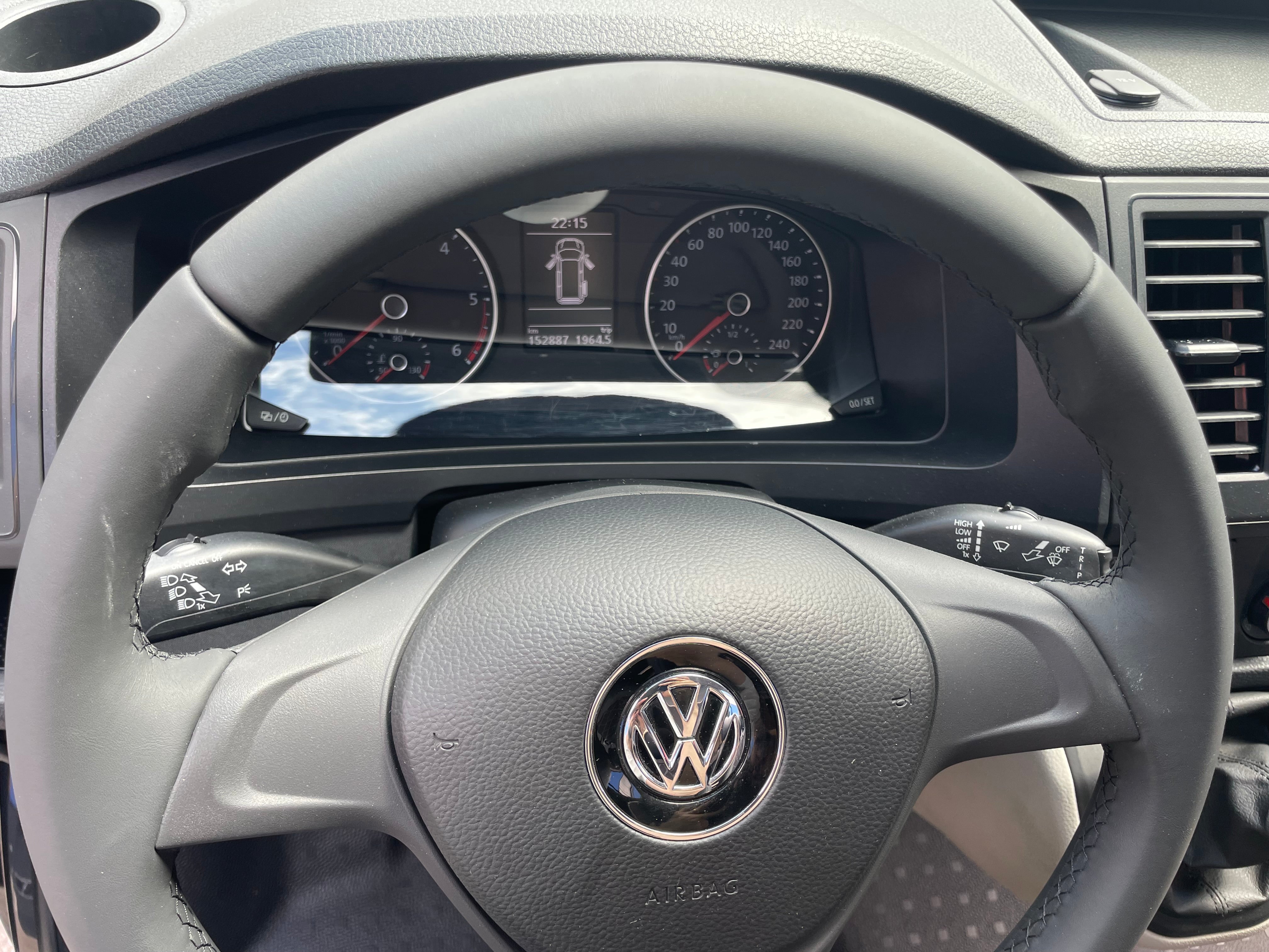 Volkswagen T6 4MOTION (Allrad) Camper 2.0 TDI 150PS unfallfrei | Wohnmobil mit Hubdach Schlafdach, PDC, Navi, Rückfahrkamera | Campervan Umbau 5 Sitzer