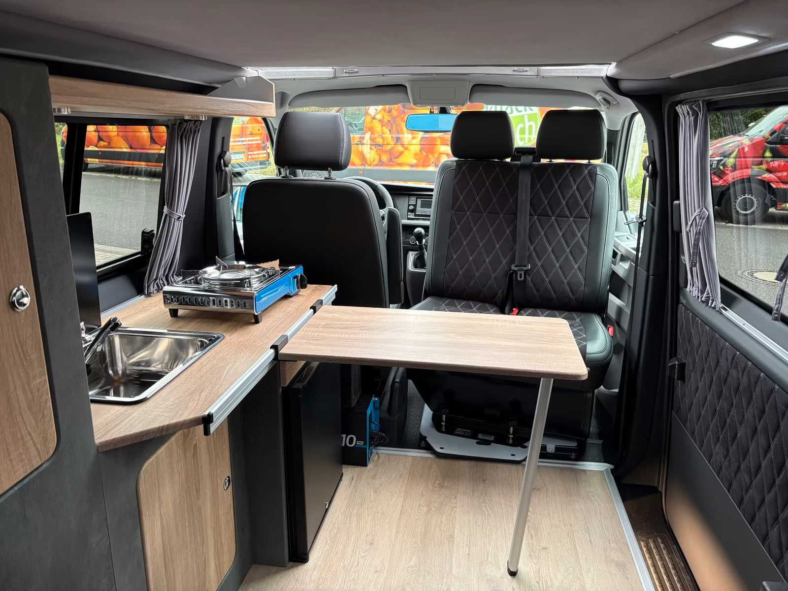 Volkswagen T6.1 Camper 2.0 TDI 150PS unfallfrei | Wohnmobil mit Hubdach Schlafdach, PDC, Rückfahrkamera | Campervan Umbau 5 Sitzer | VW