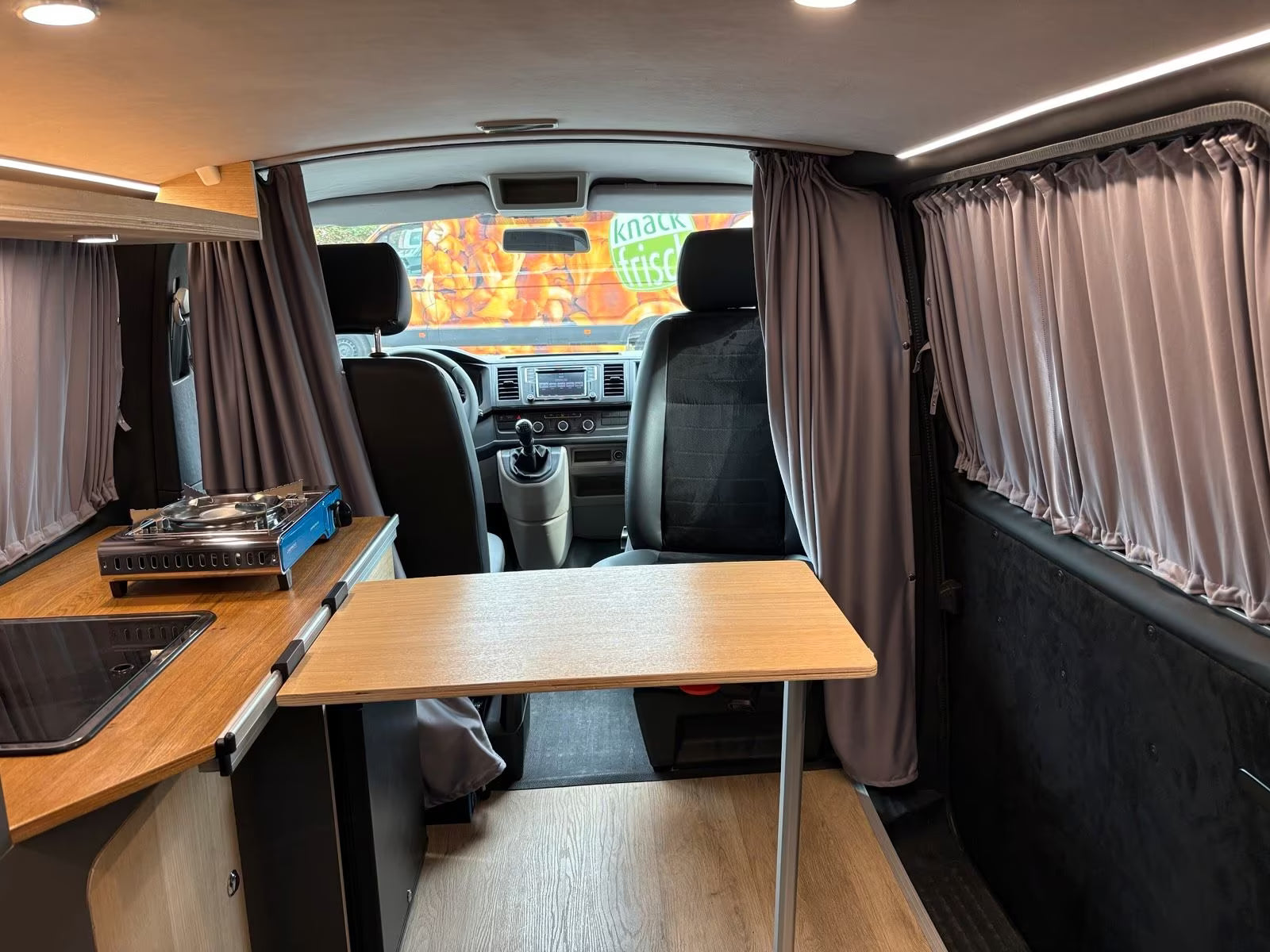 Volkswagen T6 Camper nur 73tkm 2.0 TDI 150PS Schaltgetriebe unfallfrei | Wohnmobil mit PDC, Rückfahrkamera | Campervan Umbau 4 Sitzer | VW