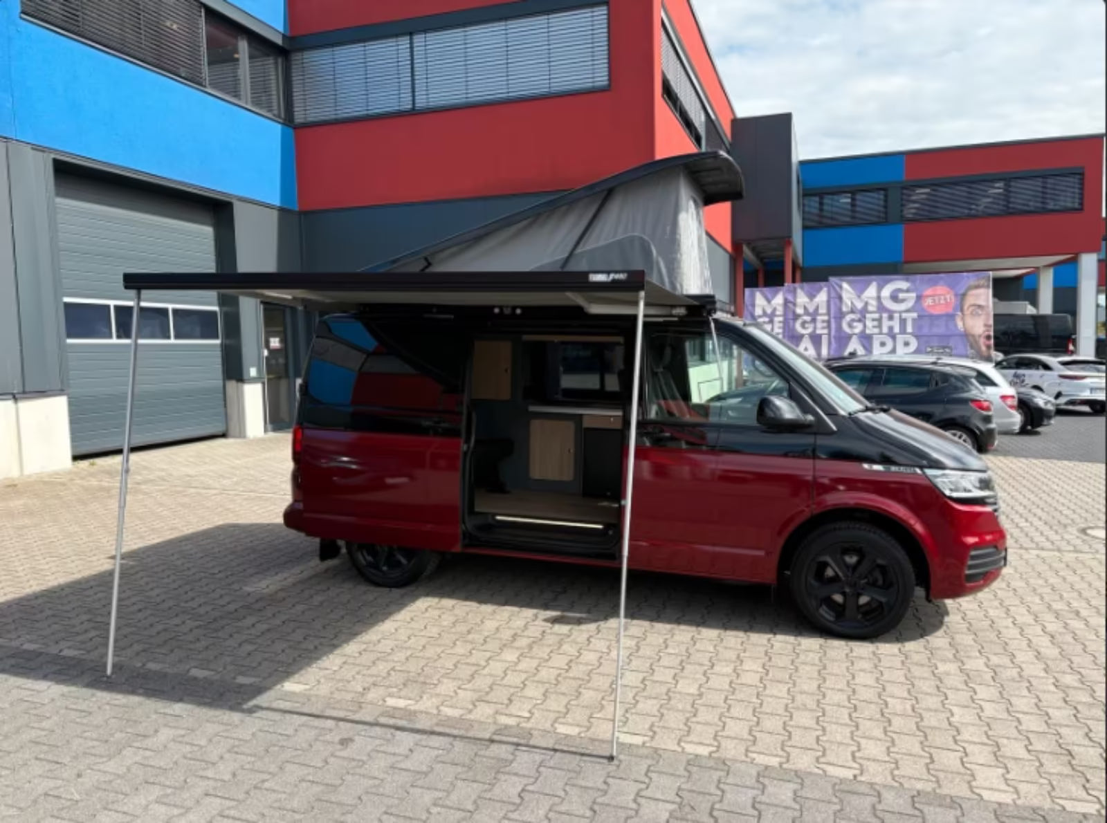 Volkswagen T6.1 Camper 2.0 TDI DSG 150PS unfallfrei | Wohnmobil mit Hubdach Schlafdach, PDC, Navi, Rückfahrkamera | Campervan Umbau 5 Sitzer VW