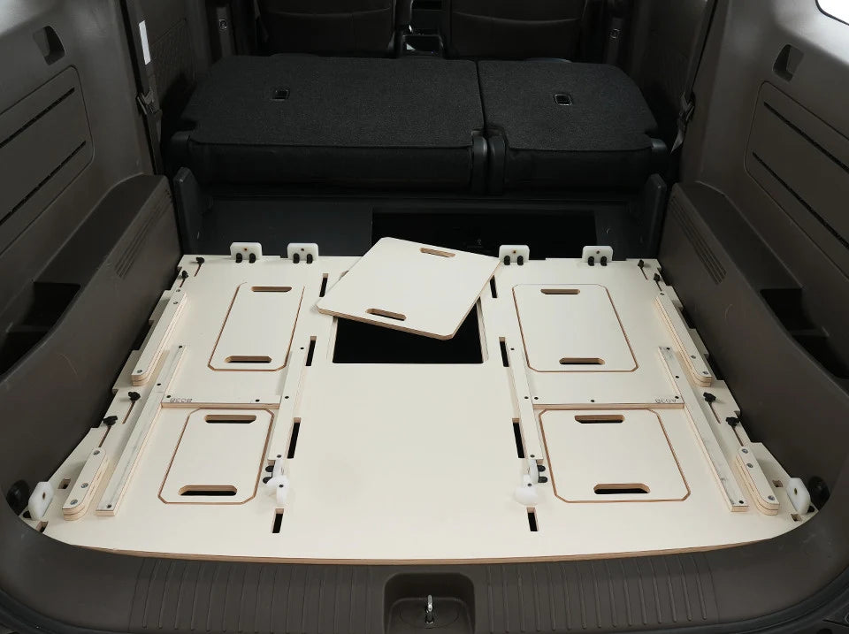VanLab Camping-Kit für Kia PV5 Passenger: herausnehmbare Campingbox mit Sitzgruppe, Bett & Küchenmodul, Einbau in Mönchengladbach