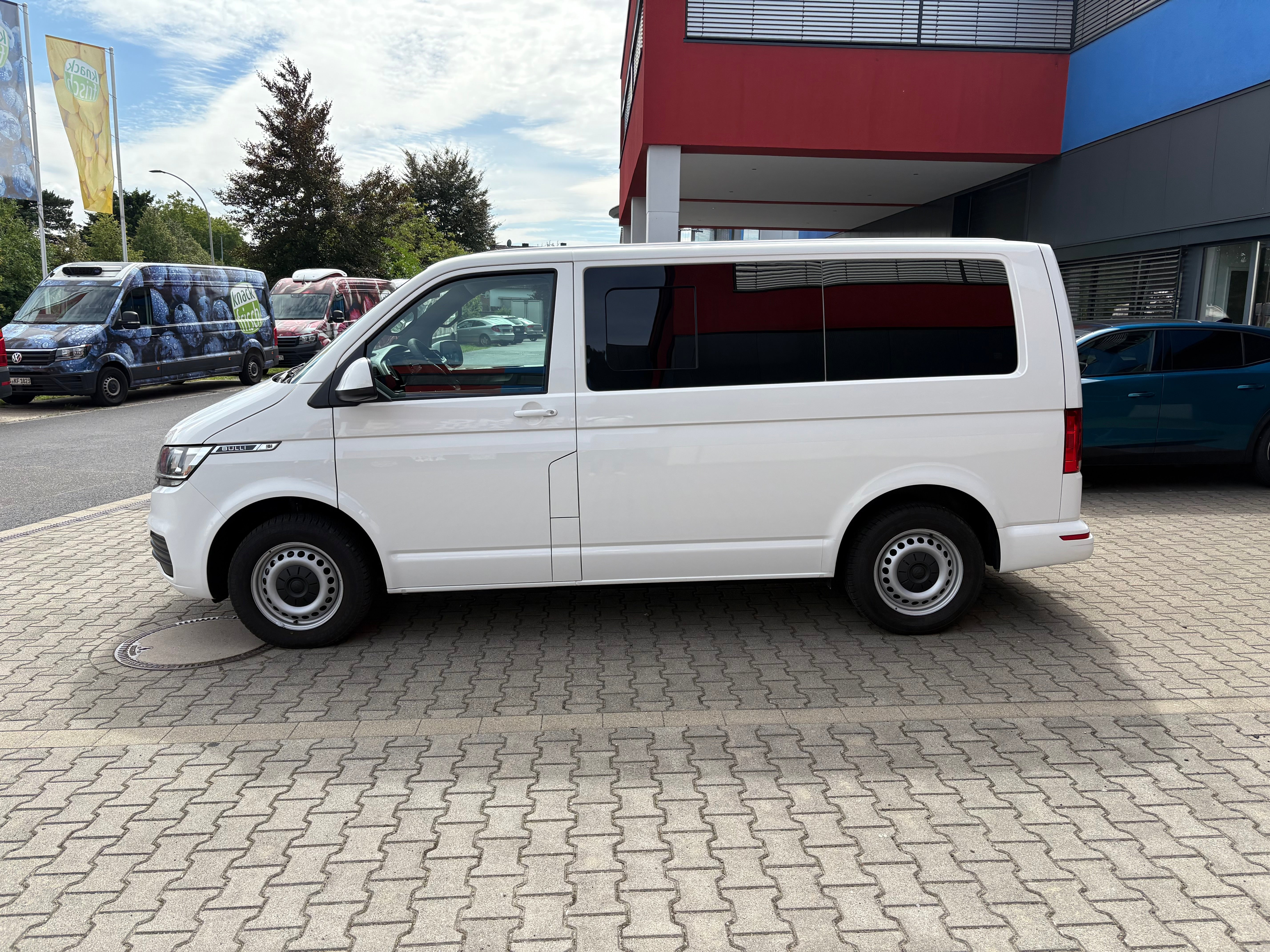 Volkswagen T6.1 Camper nur 59tkm 2.0 TDI 110PS Schaltgetriebe unfallfrei | Wohnmobil mit PDC, Rückfahrkamera | Campervan Umbau 5 Sitzer | VW
