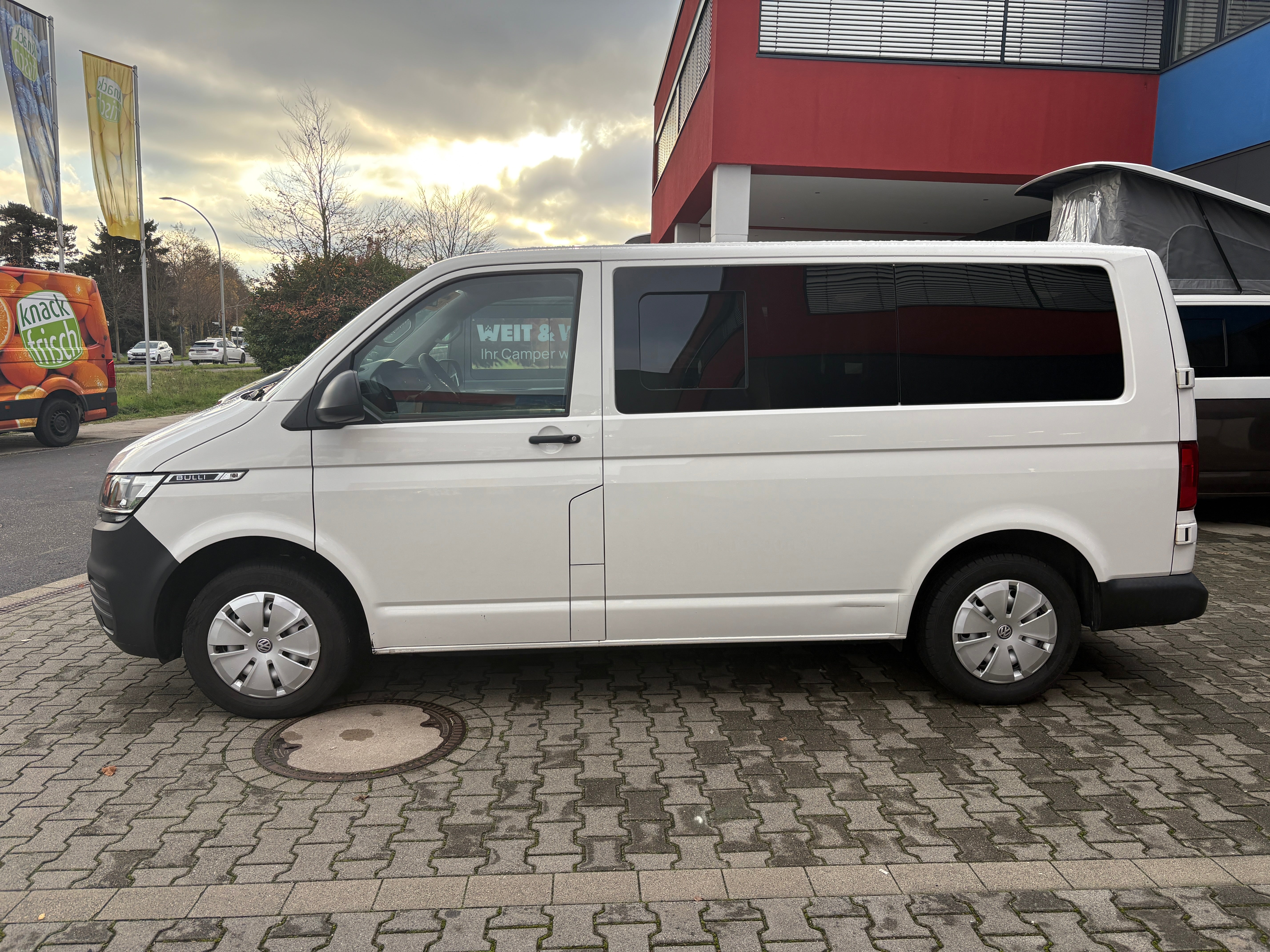 Volkswagen T6.1 Camper 2.0 TDI 150PS DSG Automatik unfallfrei | Wohnmobil mit Navi, PDC, Rückfahrkamera | Campervan Umbau 5 Sitzer | VW Bulli