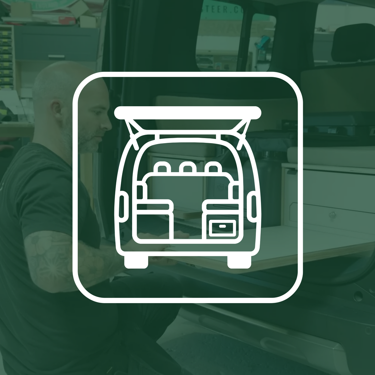 VanLab Camping-Kit für Kia PV5 Passenger: herausnehmbare Campingbox mit Sitzgruppe, Bett & Küchenmodul, Einbau in Mönchengladbach