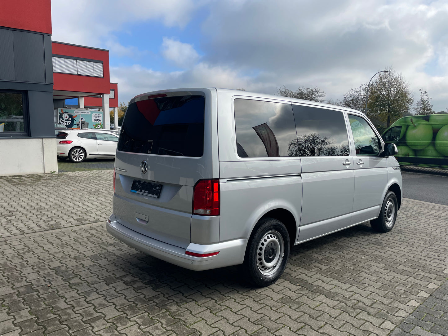Volkswagen T6.1 Camper 2.0 TDI 110PS unfallfrei | nur 55.000km | Wohnmobil mit Navi, PDC, Rückfahrkamera | Campervan Umbau 5 Sitzer Leder