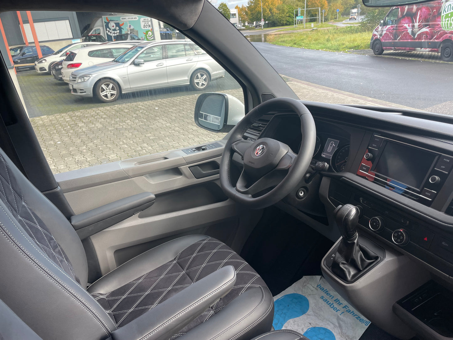 Volkswagen T6.1 Lang Camper 2.0 TDI 150PS Automatik DSG unfallfrei | Wohnmobil mit Standheizung, PDC, Navi | nur 100.000km | Campervan Umbau 5 Sitzer