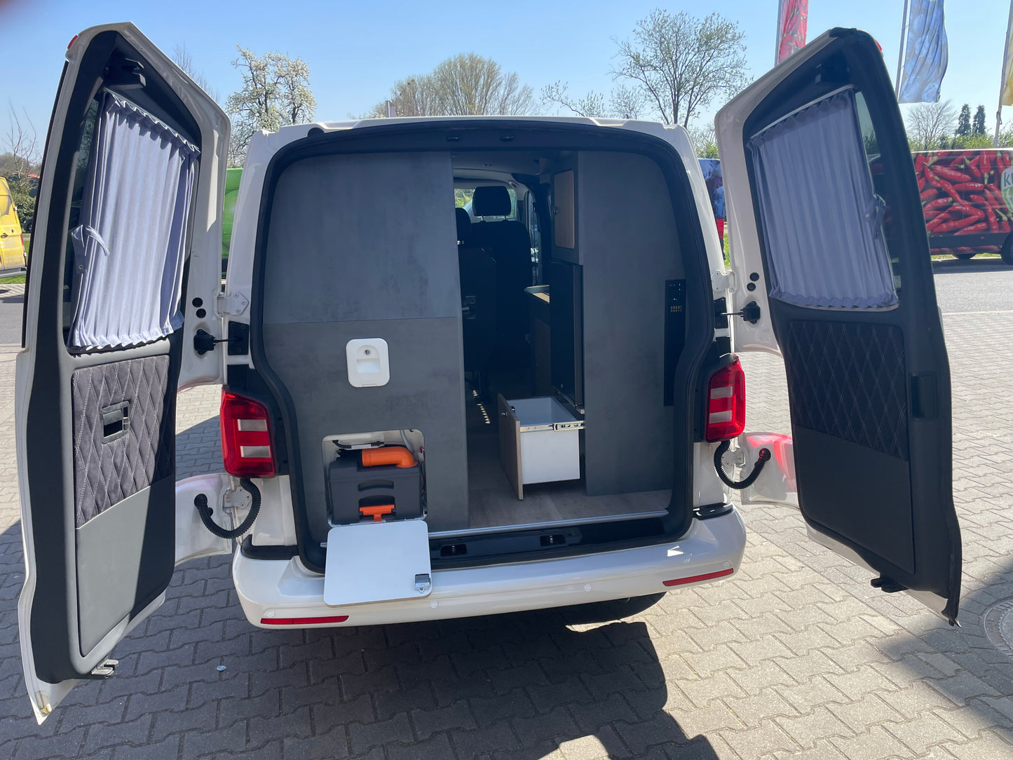 Volkswagen T6 Camper mit Toilette 2.0 TDI 150PS unfallfrei | Wohnmobil, PDC, Navi, Rückfahrkamera | Campervan Umbau 4 Sitzer