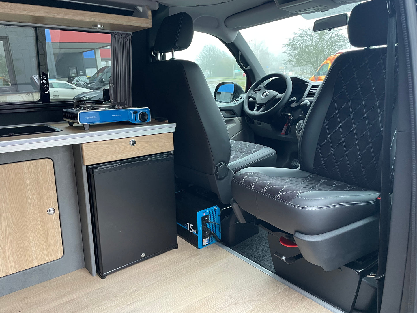 Volkswagen T6 DSG Camper 2.0 TDI 150PS unfallfrei | Wohnmobil mit Hubdach Schlafdach, PDC, Navi, Rückfahrkamera