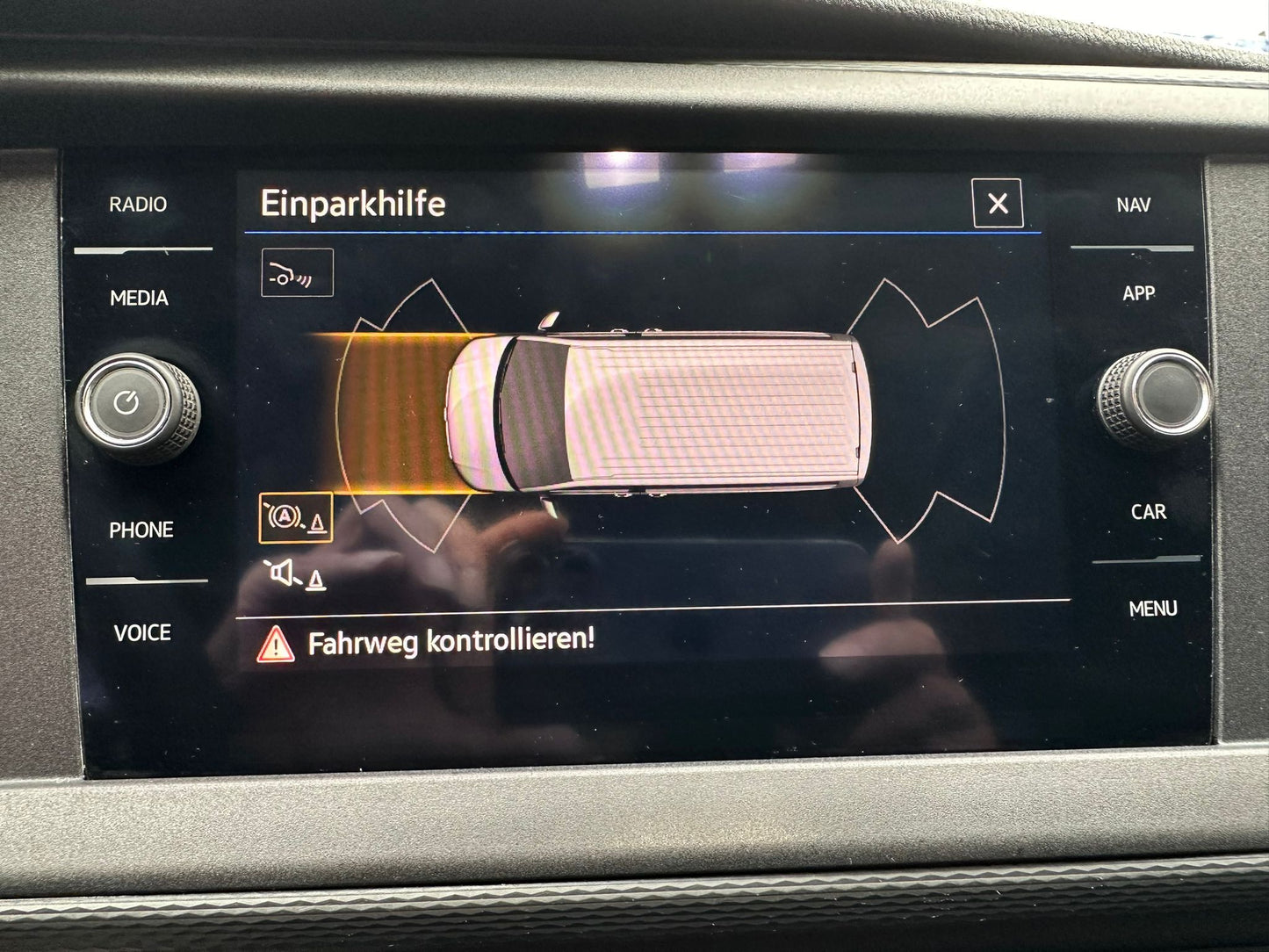 Volkswagen T6.1 Camper 2.0 TDI 150PS unfallfrei | Wohnmobil mit Hubdach Schlafdach, PDC, Navi, Rückfahrkamera | Campervan Umbau 5 Sitzer
