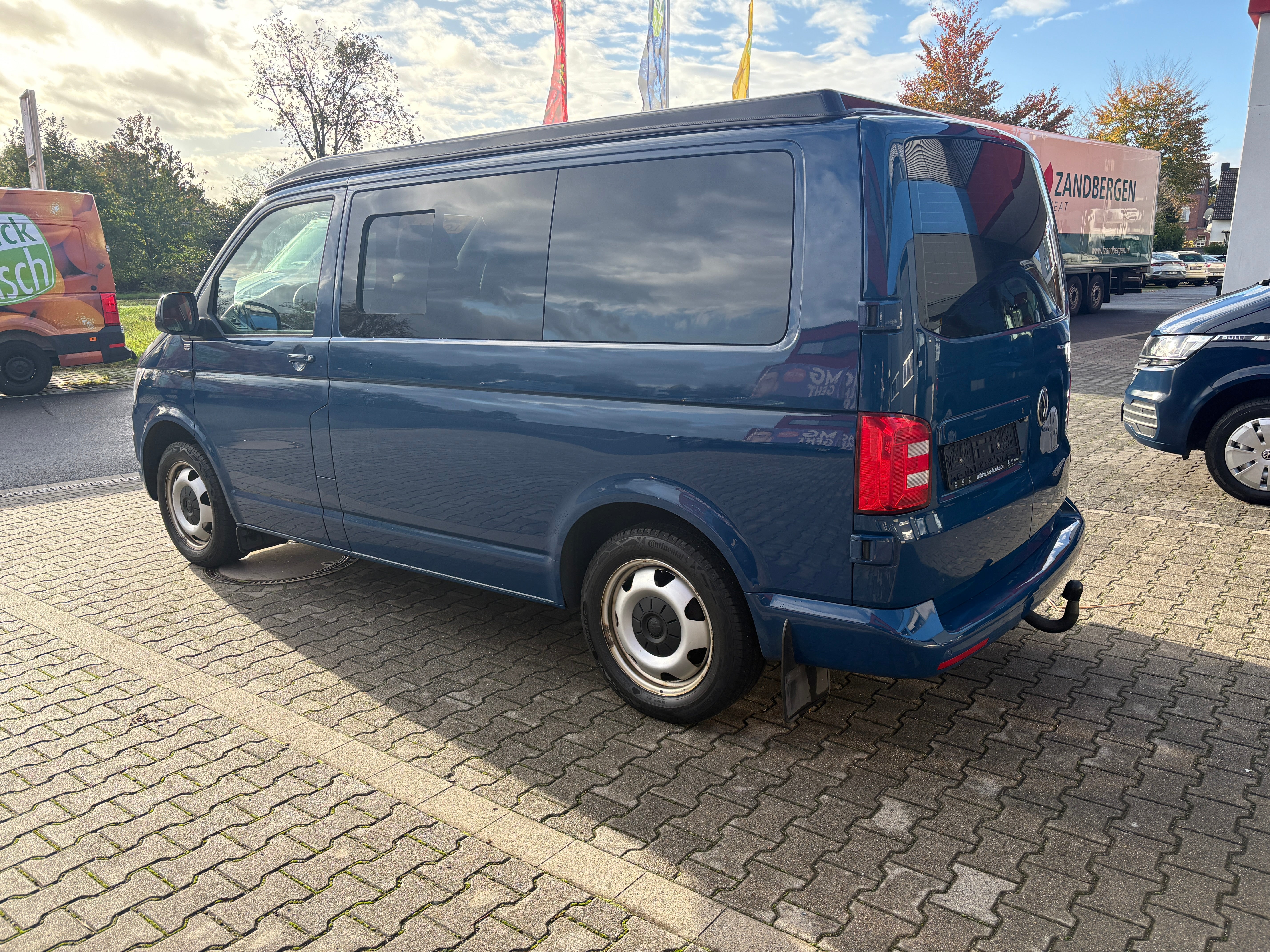 Volkswagen T6 Camper 2.0 TDI DSG Automatik 150PS unfallfrei | Wohnmobil mit Hubdach Schlafdach Standheizung, Rückfahrkamera mit PDC | Campervan Umbau 5 Sitzer | VW Bulli