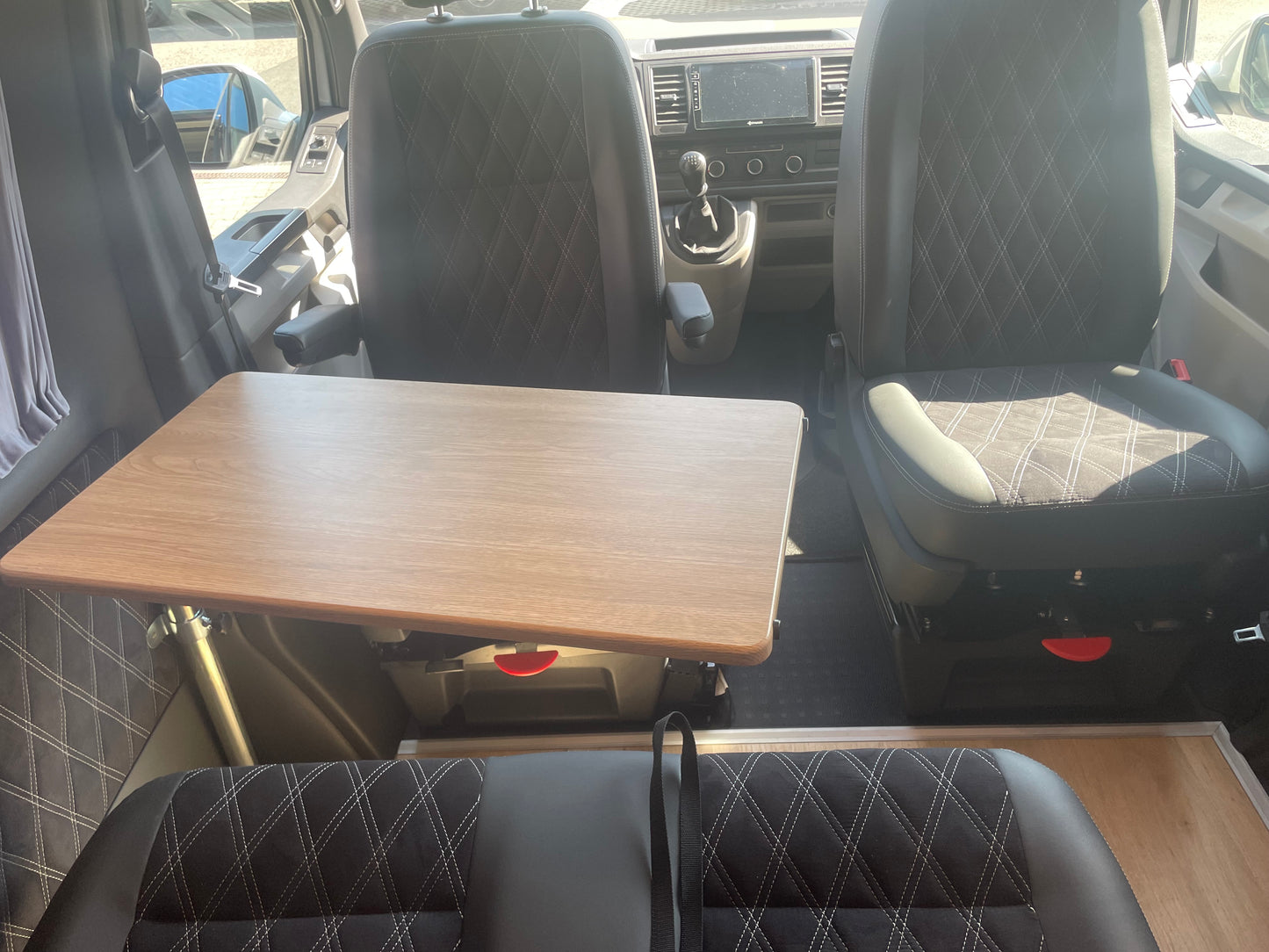 Volkswagen T6 Camper mit Toilette 2.0 TDI 150PS unfallfrei | Wohnmobil, PDC, Navi, Rückfahrkamera | Campervan Umbau 4 Sitzer