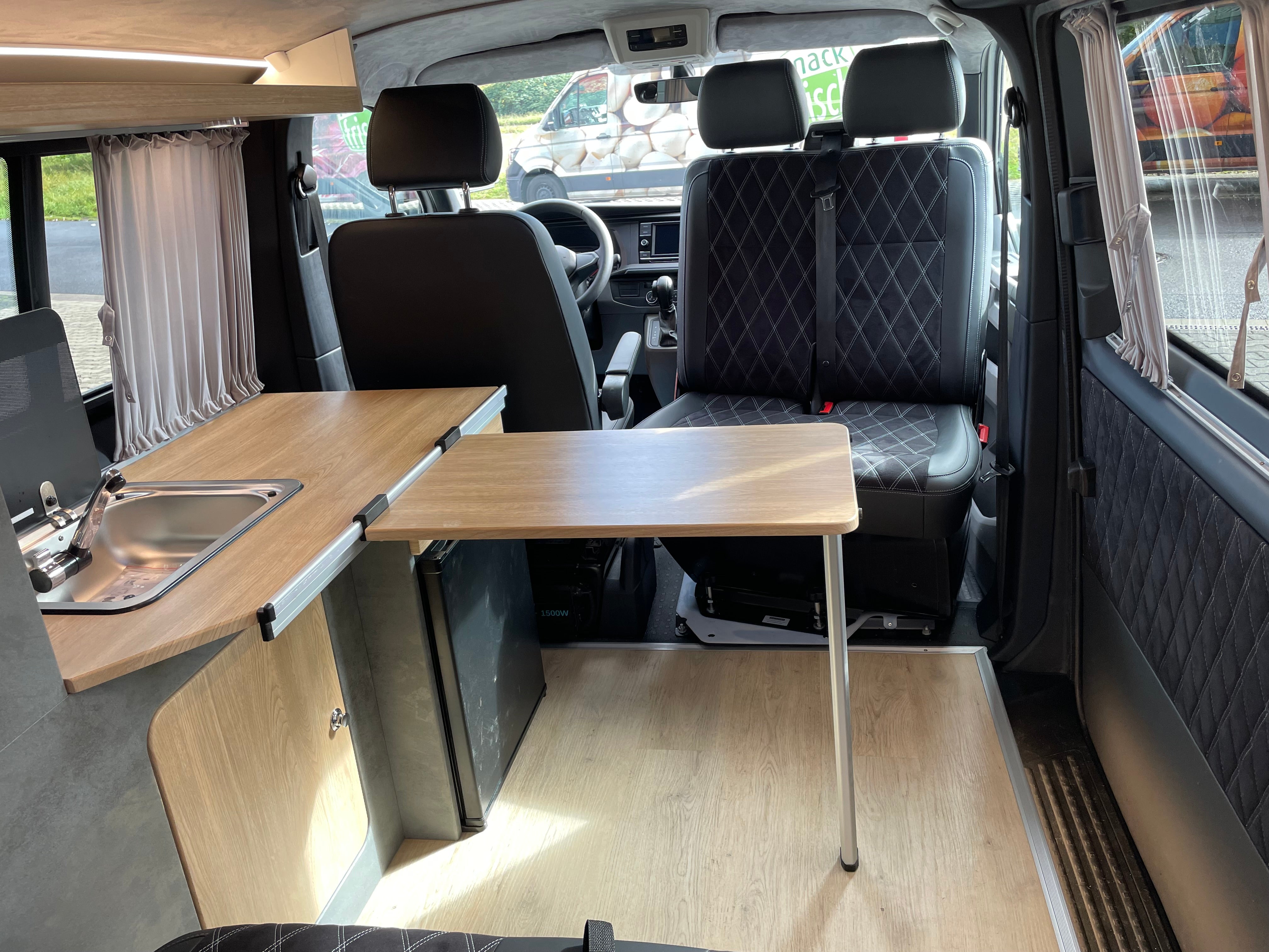 Volkswagen T6.1 Lang Camper 2.0 TDI 150PS Automatik DSG unfallfrei | Wohnmobil mit Standheizung, PDC, Navi | nur 100.000km | Campervan Umbau 5 Sitzer