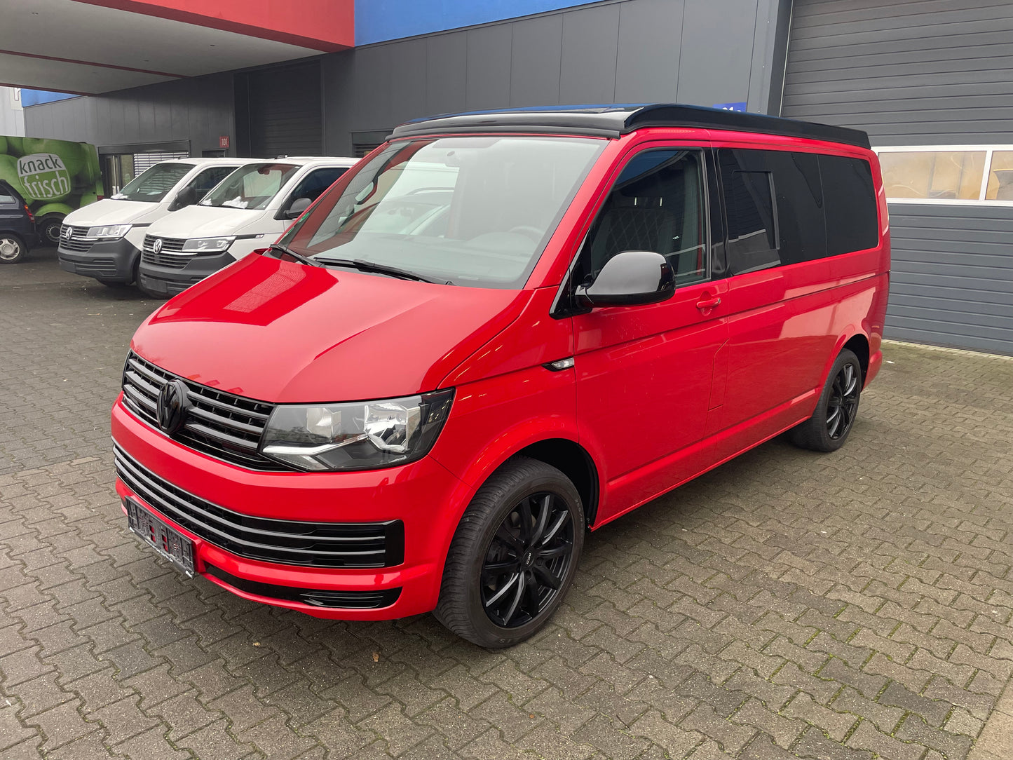 Volkswagen T6 DSG Camper 2.0 TDI 150PS unfallfrei | Wohnmobil mit Hubdach Schlafdach, PDC, Navi, Rückfahrkamera